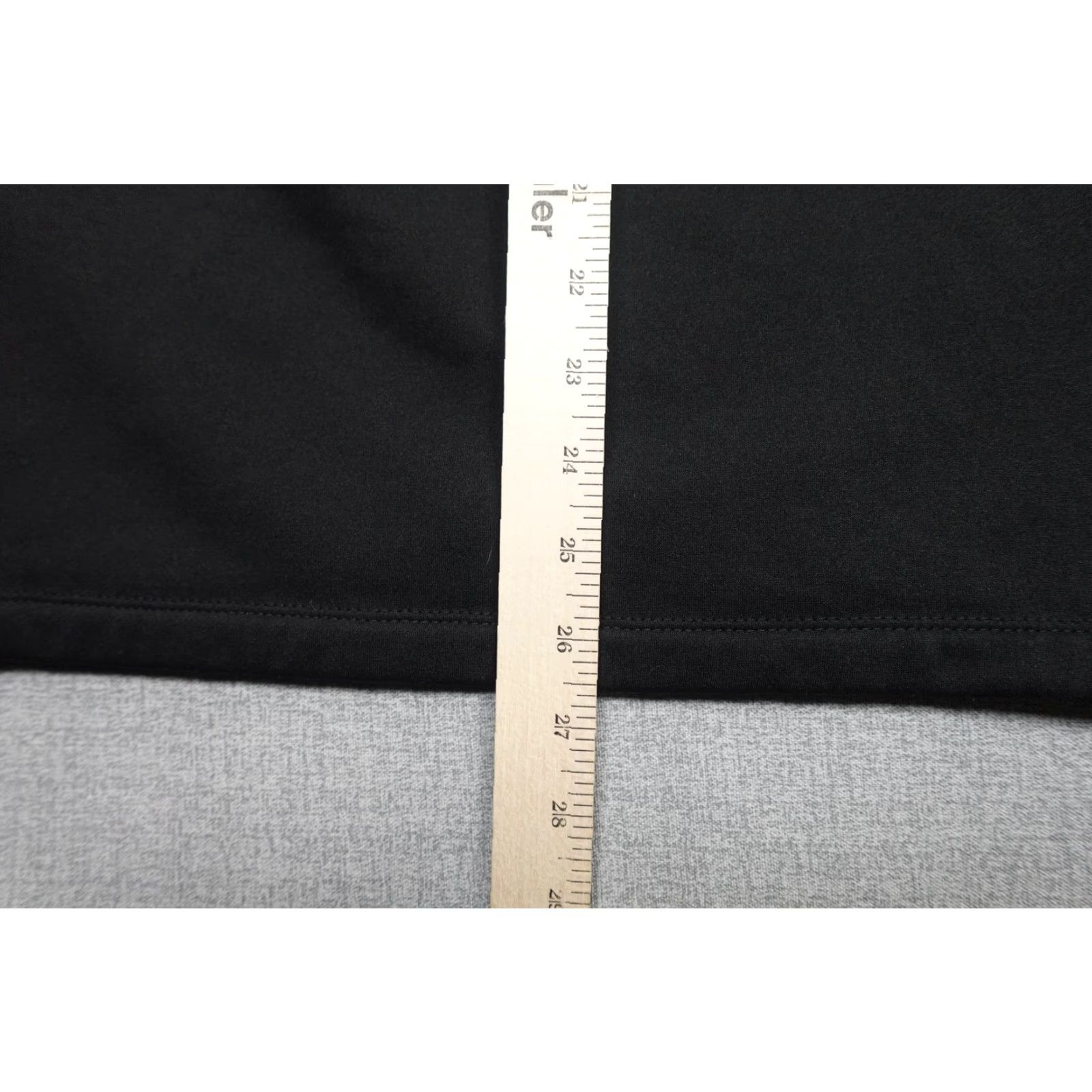 Obermeyer Obermeyer Quarter Zip Pullover Mens M Gray Black Fleece Ski Layer Stetch 1/4 Zip High Neck Casual Size US M / EU 48-50 / 2 - 6 Thumbnail