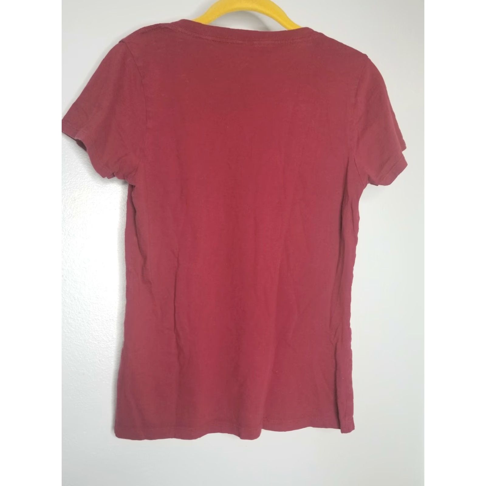 Vintage Womens S Wonder Woman Relaxed-Fit V-Neck T-Shirt Size S / US 4 / IT 40 - 2 Thumbnail