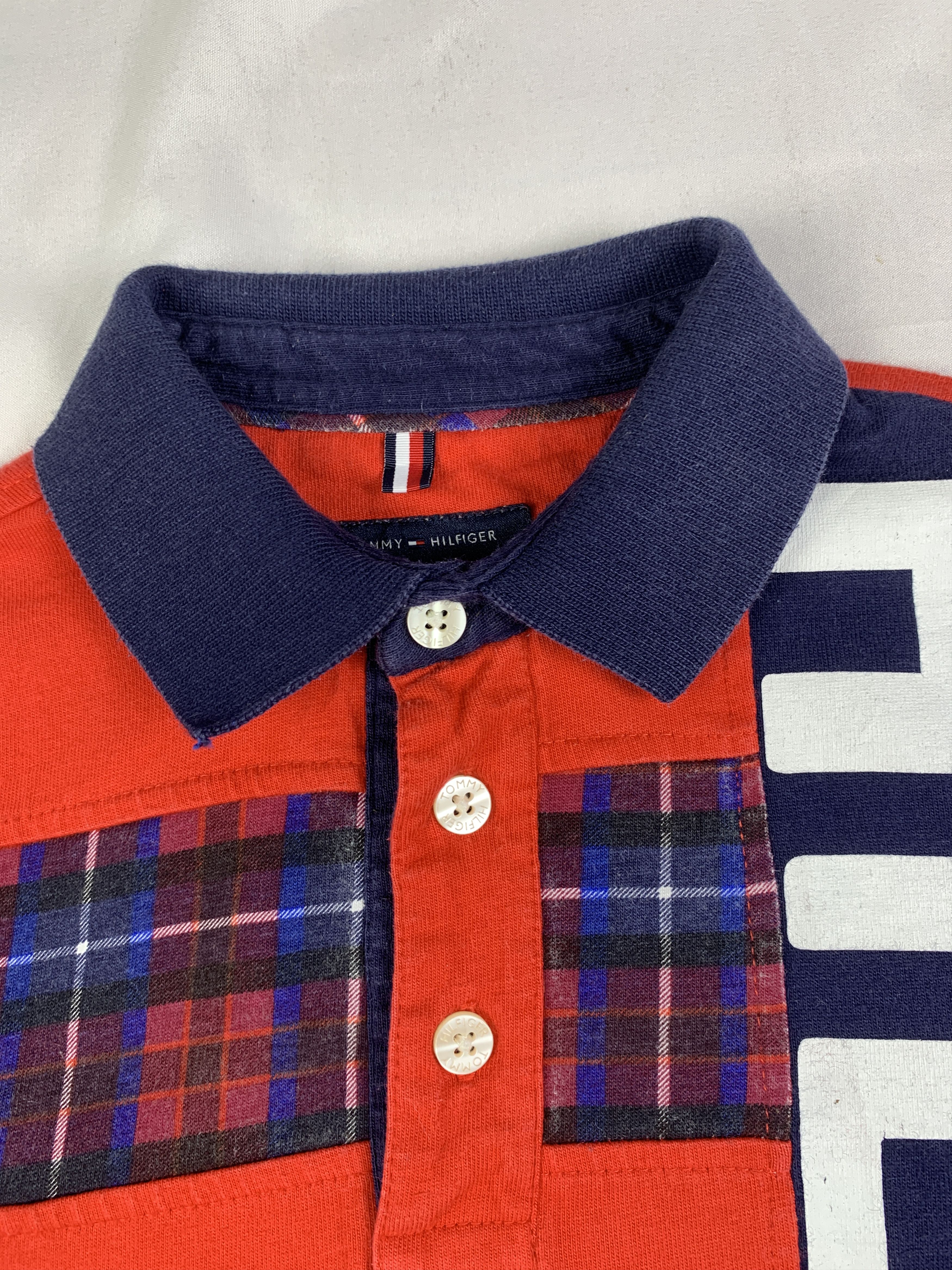 Tommy Hilfiger Tommy Hilfiger Red Patchwork Spell out Baby Polo (XS) Size XS / US 0-2 / IT 36-38 - 7 Thumbnail