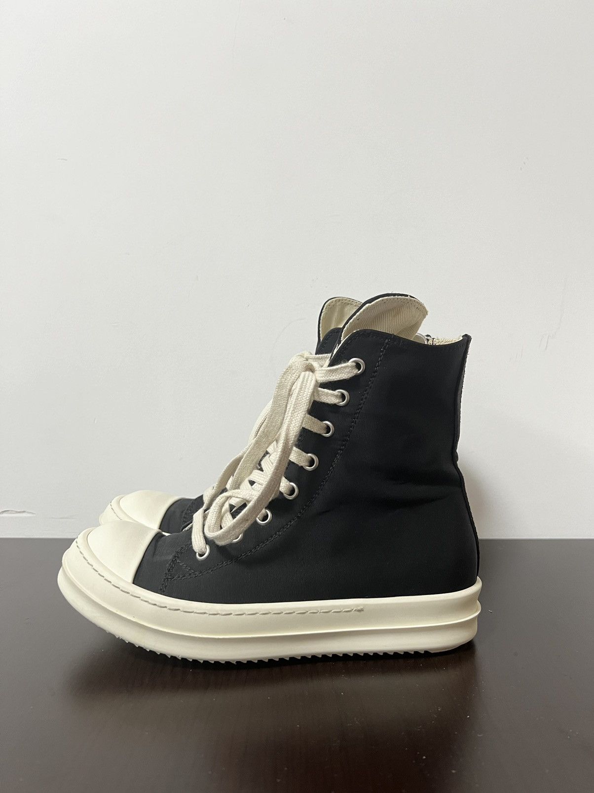 Rick Owens Drkshdw Rick owens ramones high top sneakers sz35 Size US 5 / IT 35 - 2 Thumbnail
