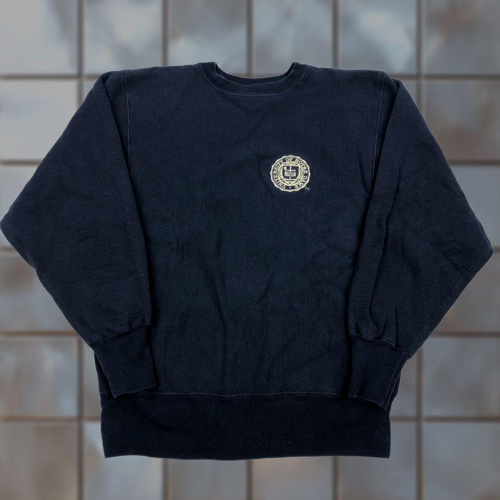 Champion VINTAGE Champion Reverse Weave Notre Dame Sweatshirt Men's L Crew Neck Navy Blue Embroidered Logo Text Patch Ribbed Cuffs Pockets Size US L / EU 52-54 / 3 - 1 Thumbnail