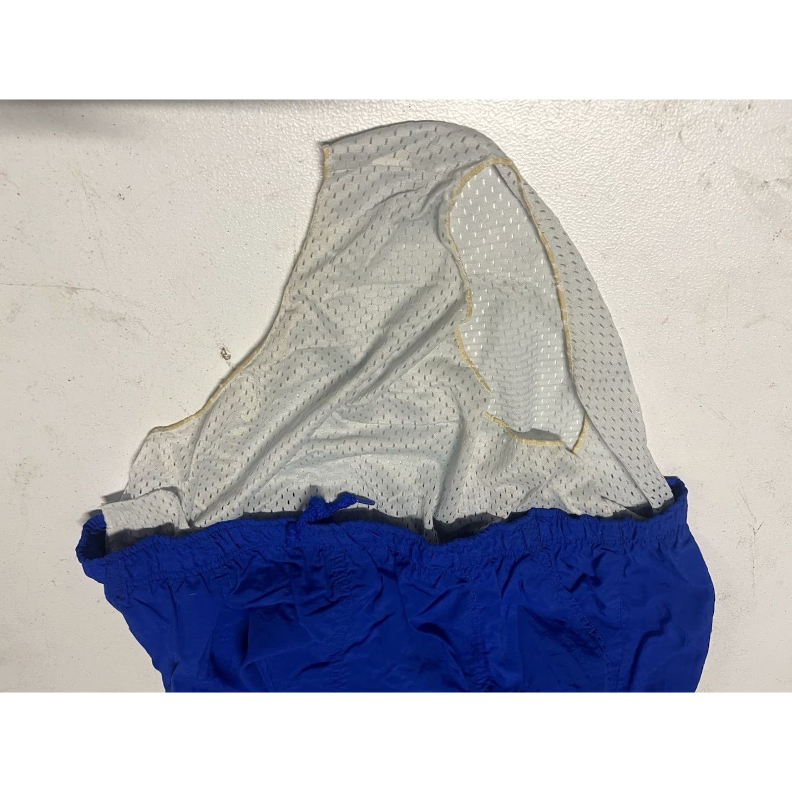 Vintage VINTAGE White Sierra Mens Shorts M Blue Drawstring Athletic Activewear Mens Size US 31 - 6 Thumbnail