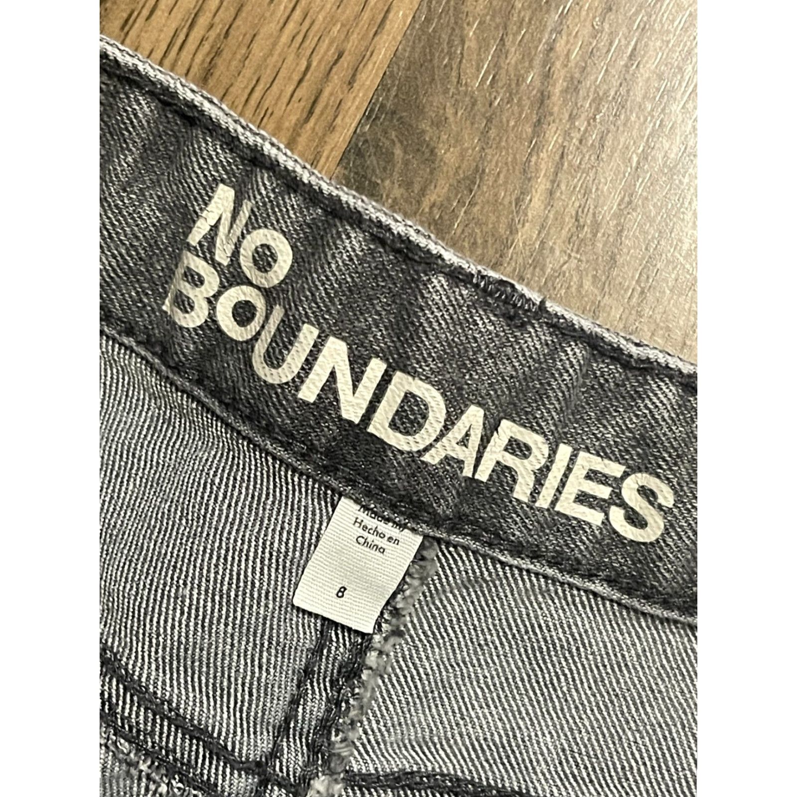 Vintage No Boundaries Jeans Women's 8 Gray Denim Straight Leg Pockets Jeans Size 30" / US 8 / IT 44 - 7 Thumbnail