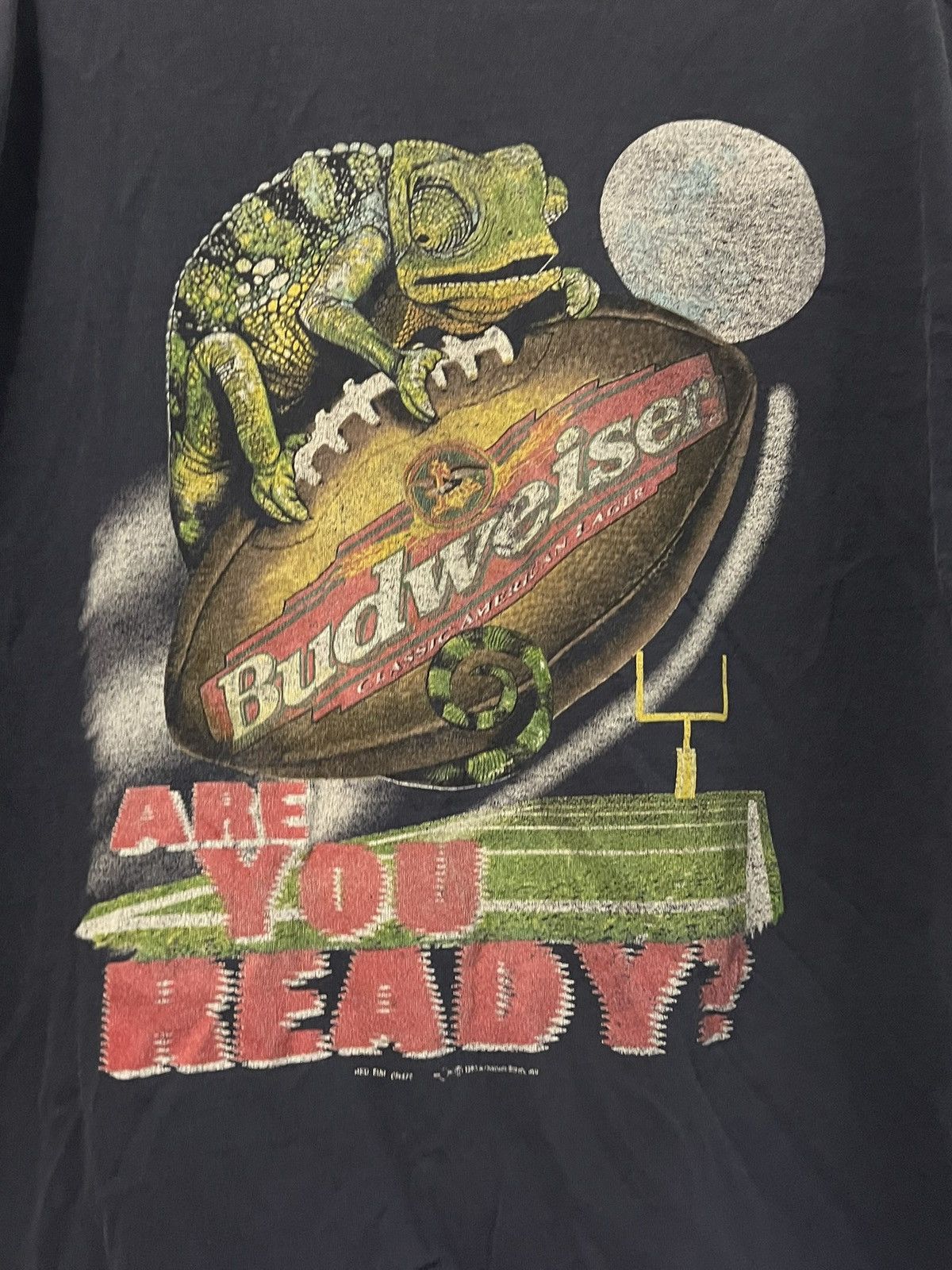 Anvil Vintage 90s Budweiser Frog Football Tee Anvil USA 3XDistress Size US XXL / EU 58 / 5 - 5 Thumbnail
