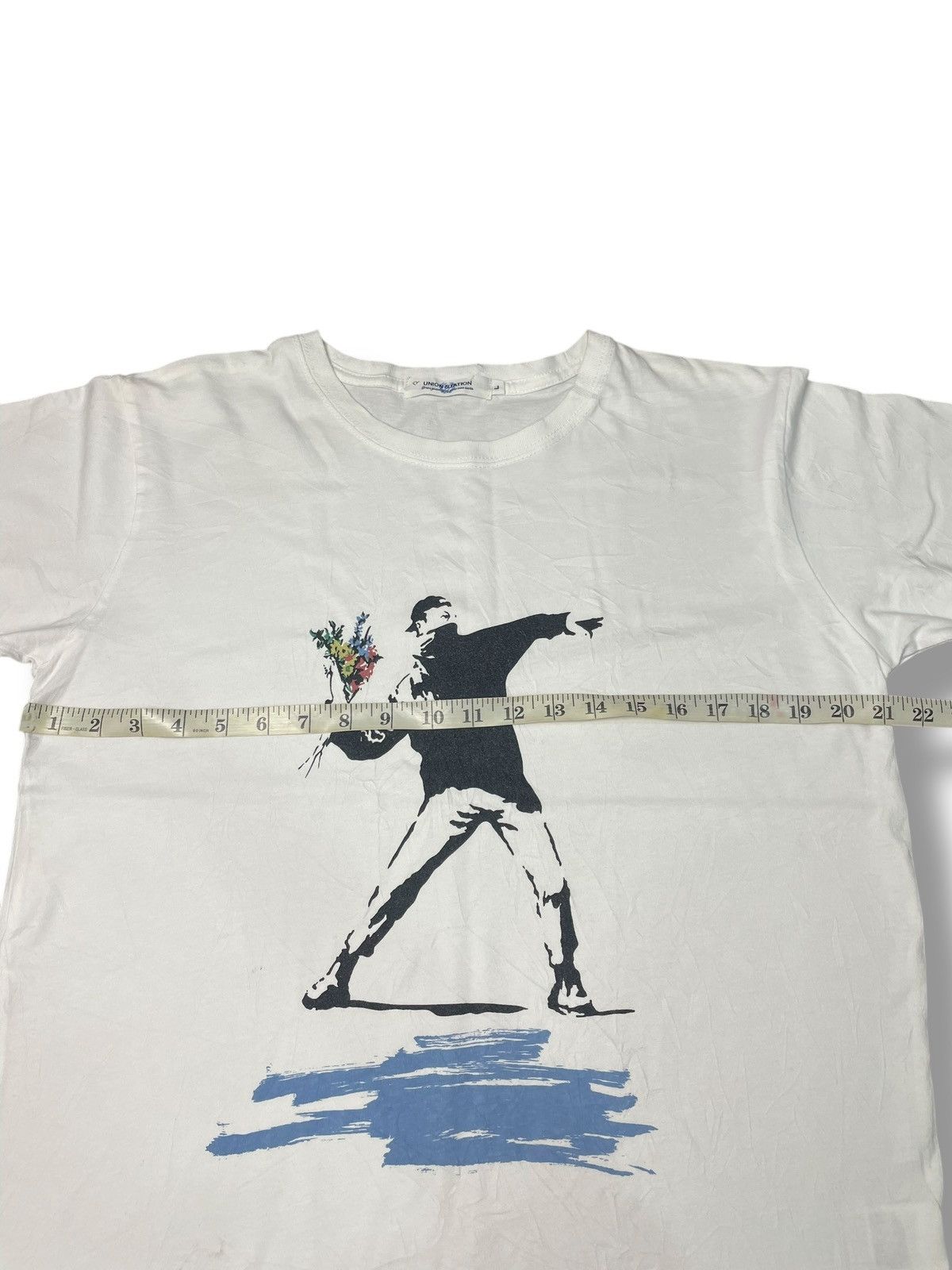 Other Banksy Flower Thrower Art Tees Size US L / EU 52-54 / 3 - 3 Thumbnail