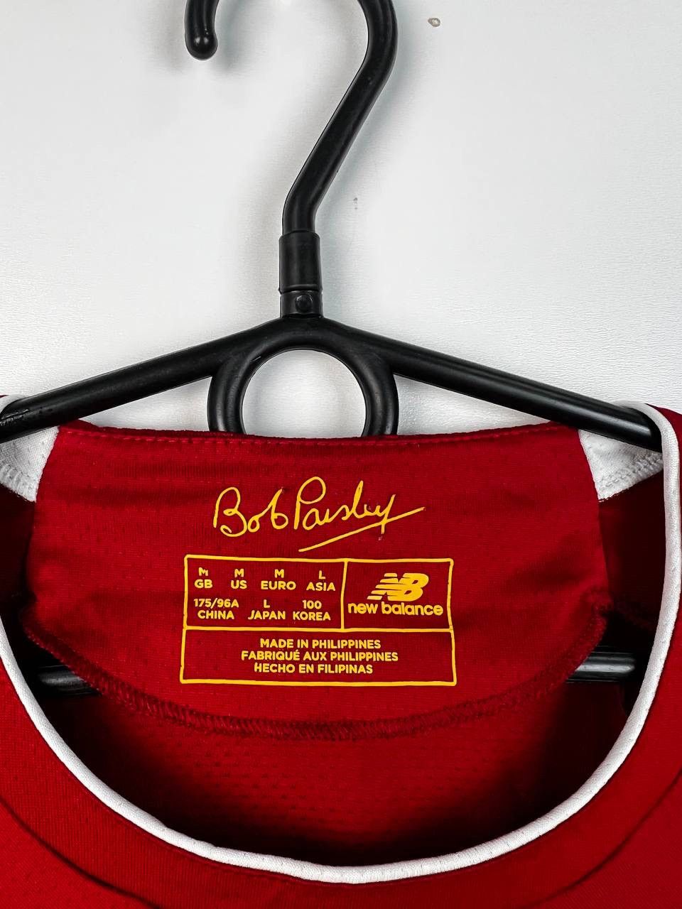 New Balance Liverpool New Balance Jersey vintage t-shirts size M Size US M / EU 48-50 / 2 - 5 Thumbnail