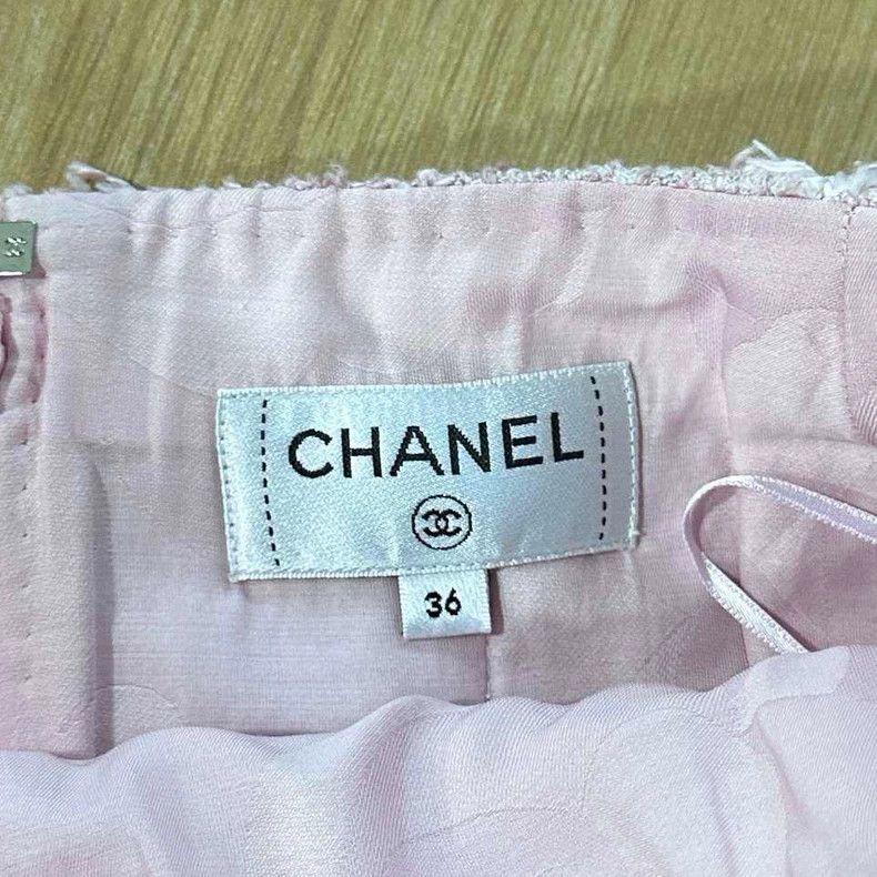 Chanel Chanel Pink tweed small logo short Size 24" / US 00 / IT 34 - 5 Thumbnail