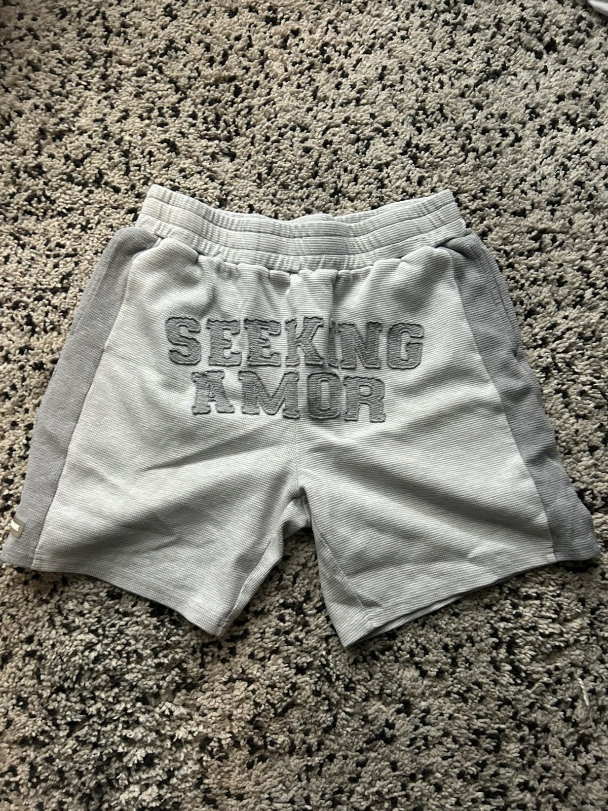 Other Seeking Amor Waffle Knit Sweatshorts Size US 32 / EU 48 - 3 Thumbnail