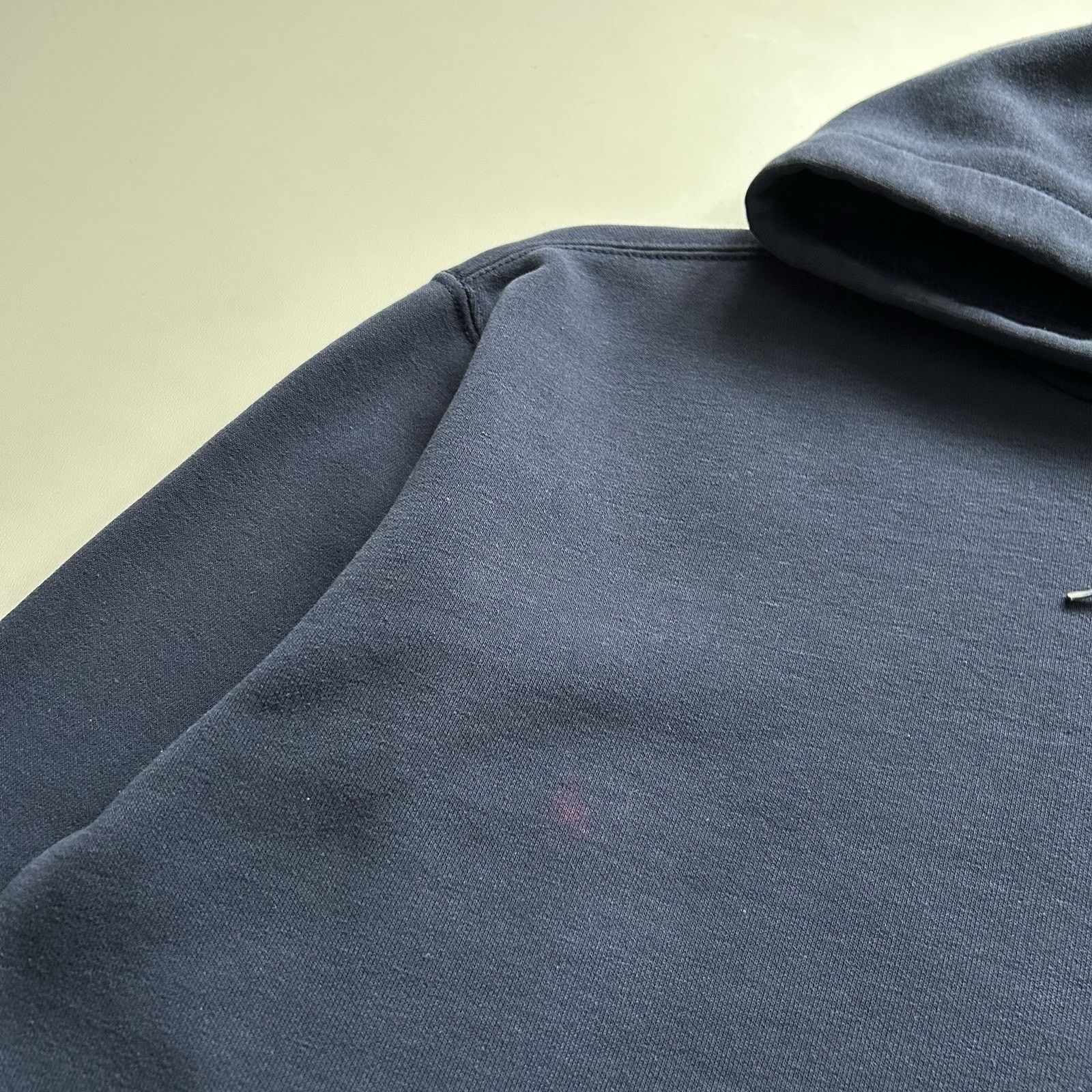 Carhartt Vintage Carhartt Hoodie Sweatshirt Medium Faded Navy Blue Size US M / EU 48-50 / 2 - 5 Thumbnail