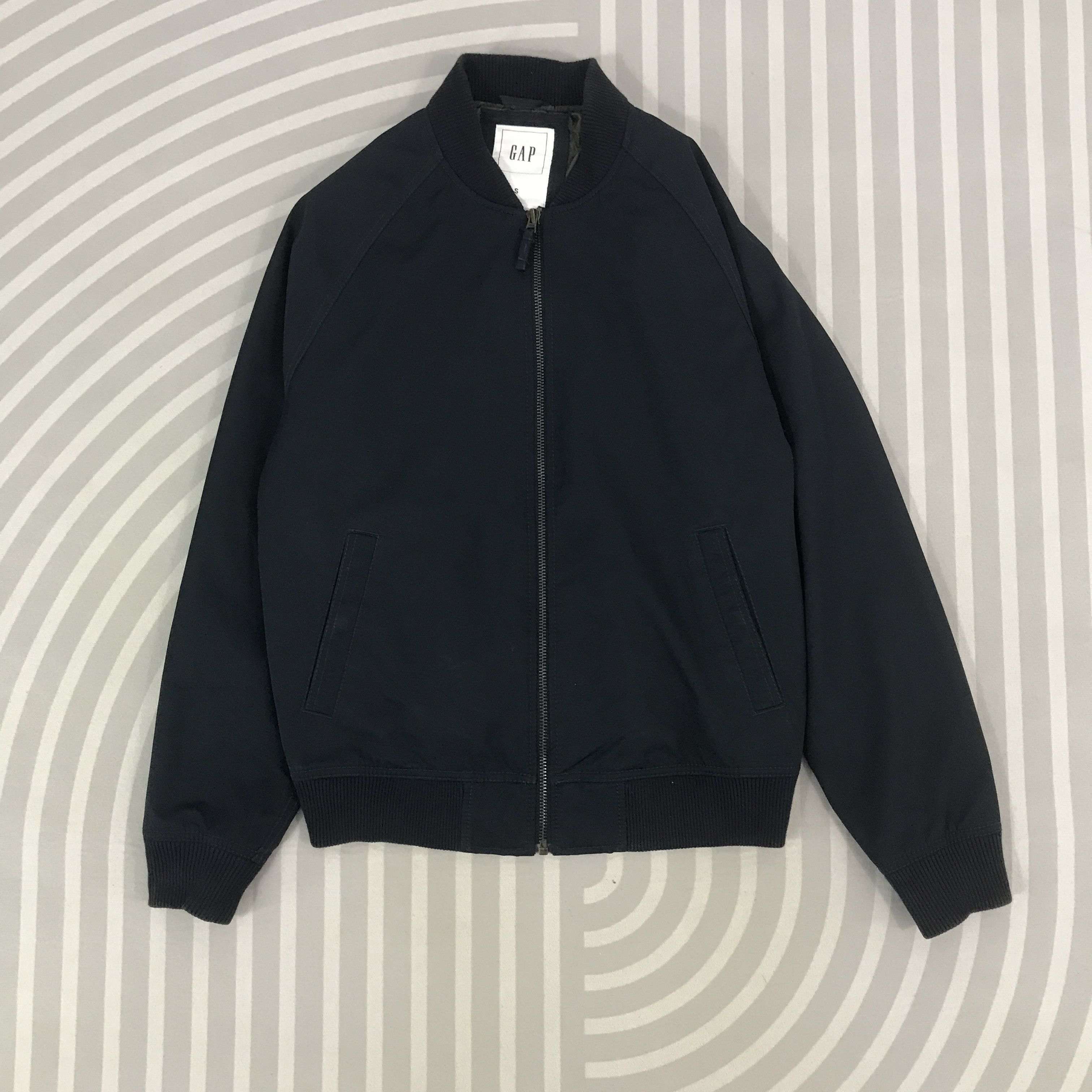 Gap Vintage Gap Bomber Navy Jacket Size US S / EU 44-46 / 1 - 1 Thumbnail