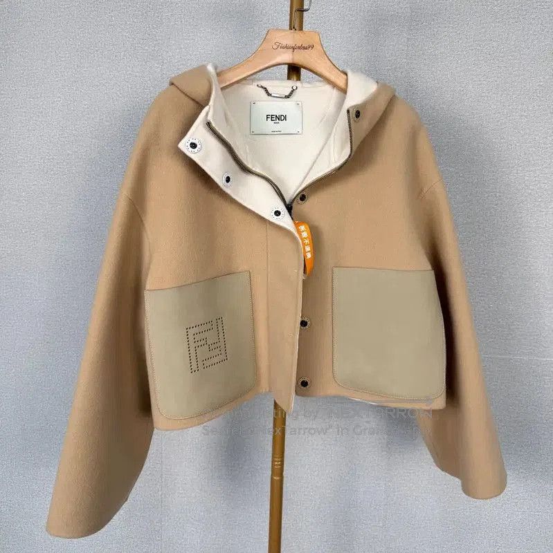 Fendi Fendi Beige Wool Women's Jacket . Size L / US 10 / IT 46 - 1 Thumbnail