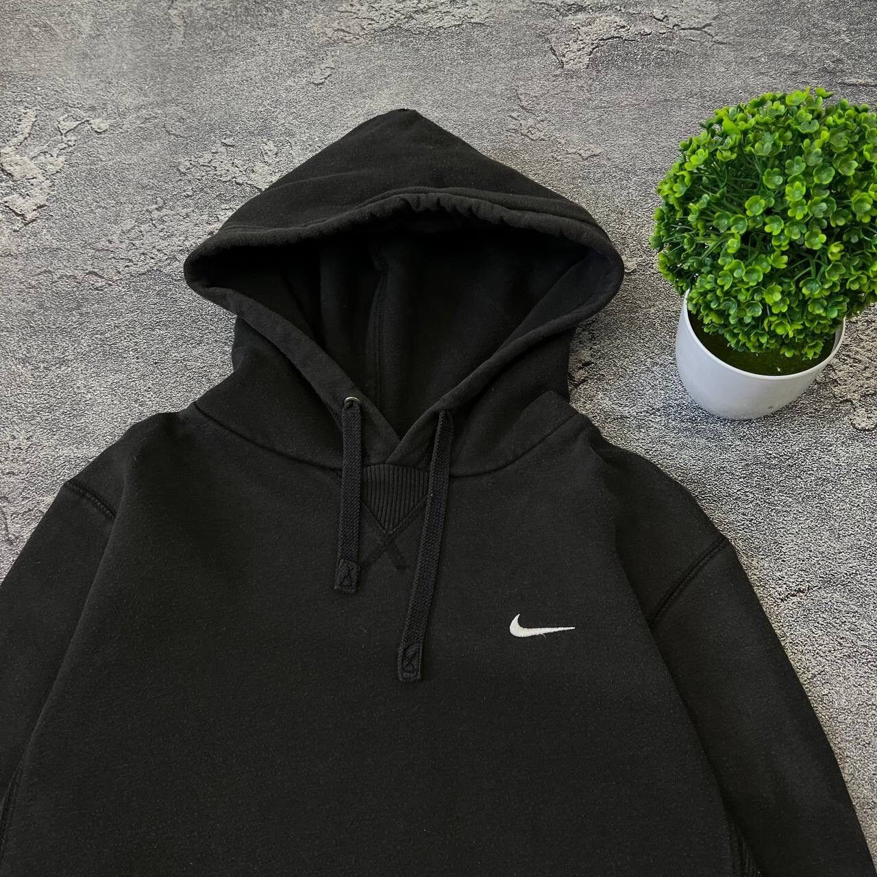 Nike Vintage Nike Sportswear Swoosh Basic Black Hoodie Size US M / EU 48-50 / 2 - 7 Thumbnail