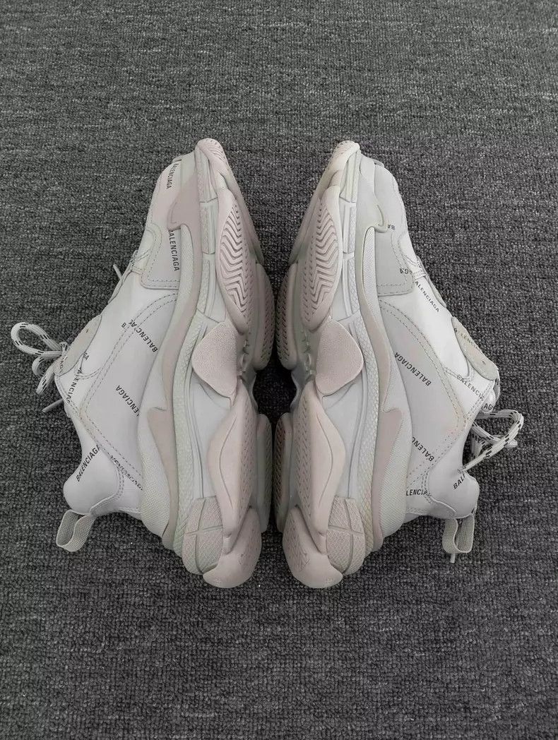 Balenciaga Balenciaga Triple S Sneakers Size 40-2506 Size US 7 / EU 40 - 2 Thumbnail