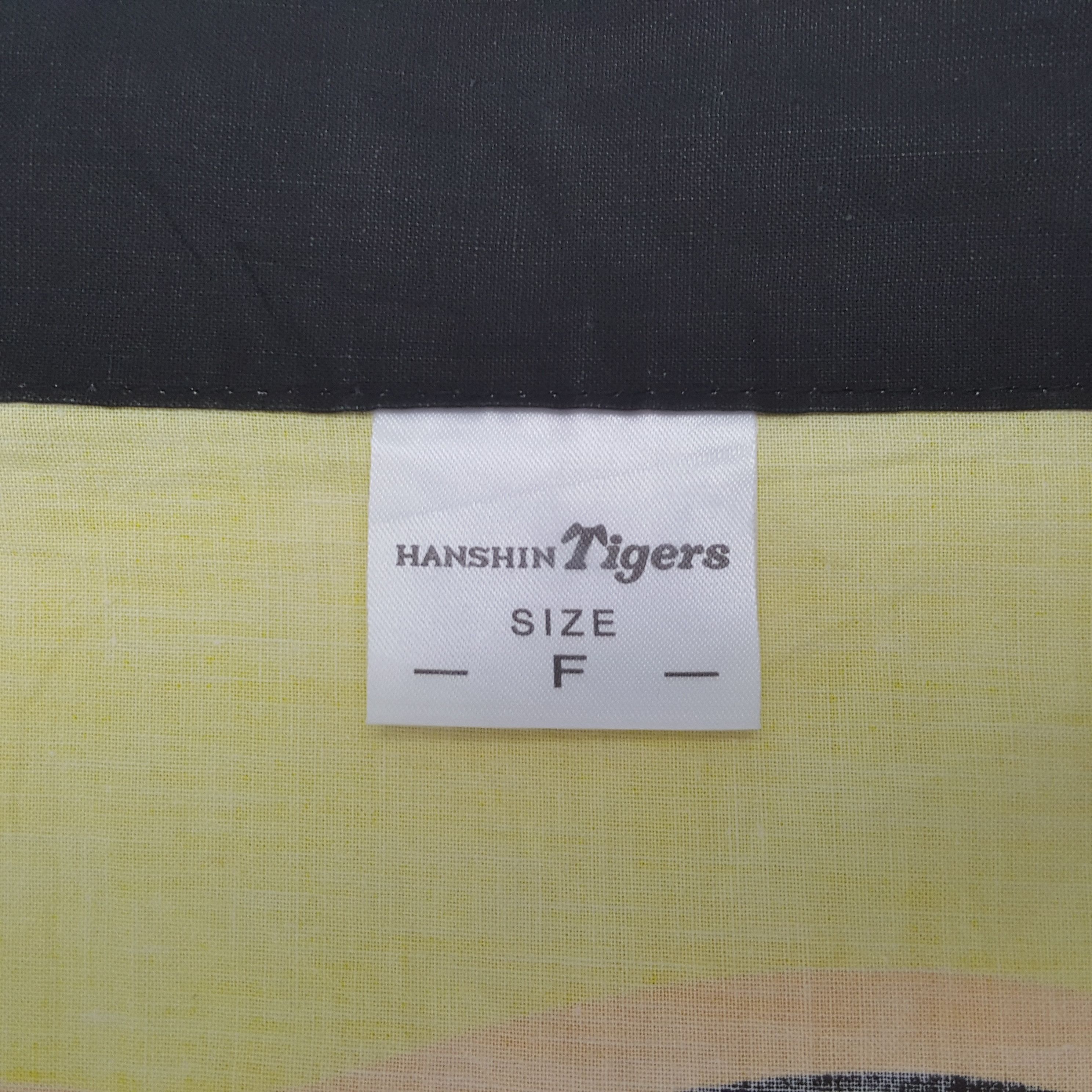 Vintage Vintage Hanshin Tigers Japanese Baseball Team Kimono RR23 Size US L / EU 52-54 / 3 - 5 Thumbnail