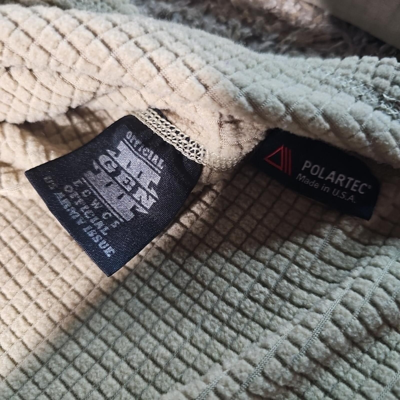 Polartec Official GenIII U.S. Army Issue Polartec Long Sleeve 1/2 Zip Size ONE SIZE - 4 Thumbnail