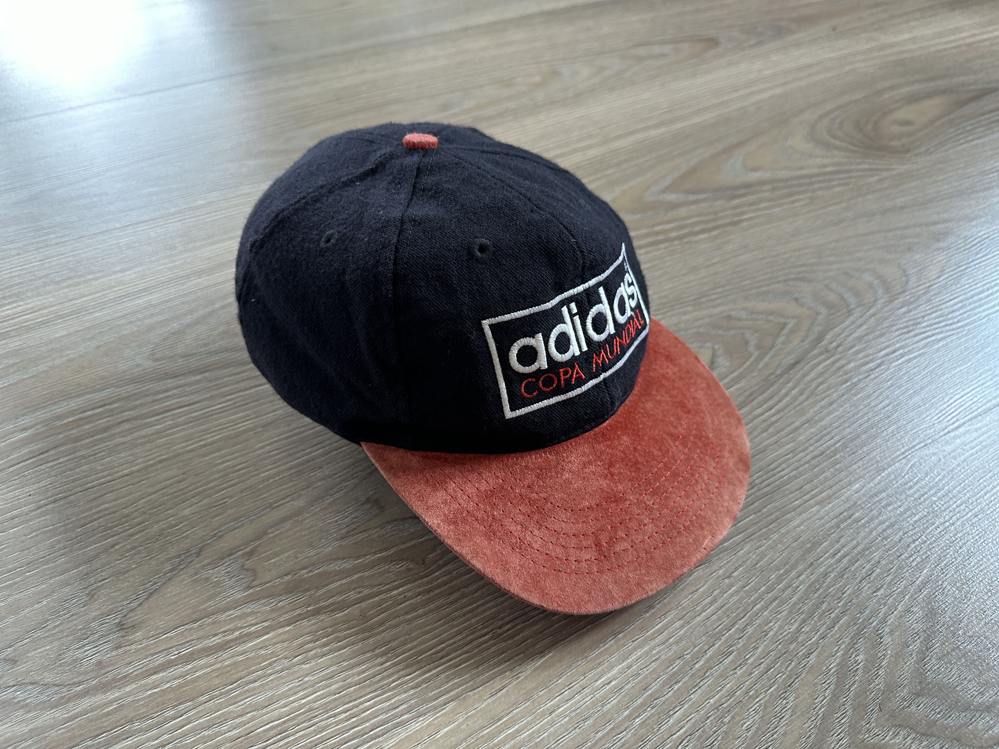 Adidas × Vintage Rare Adidas Copa Mundial Snapback Hat 1990s Size ONE SIZE - 5 Thumbnail