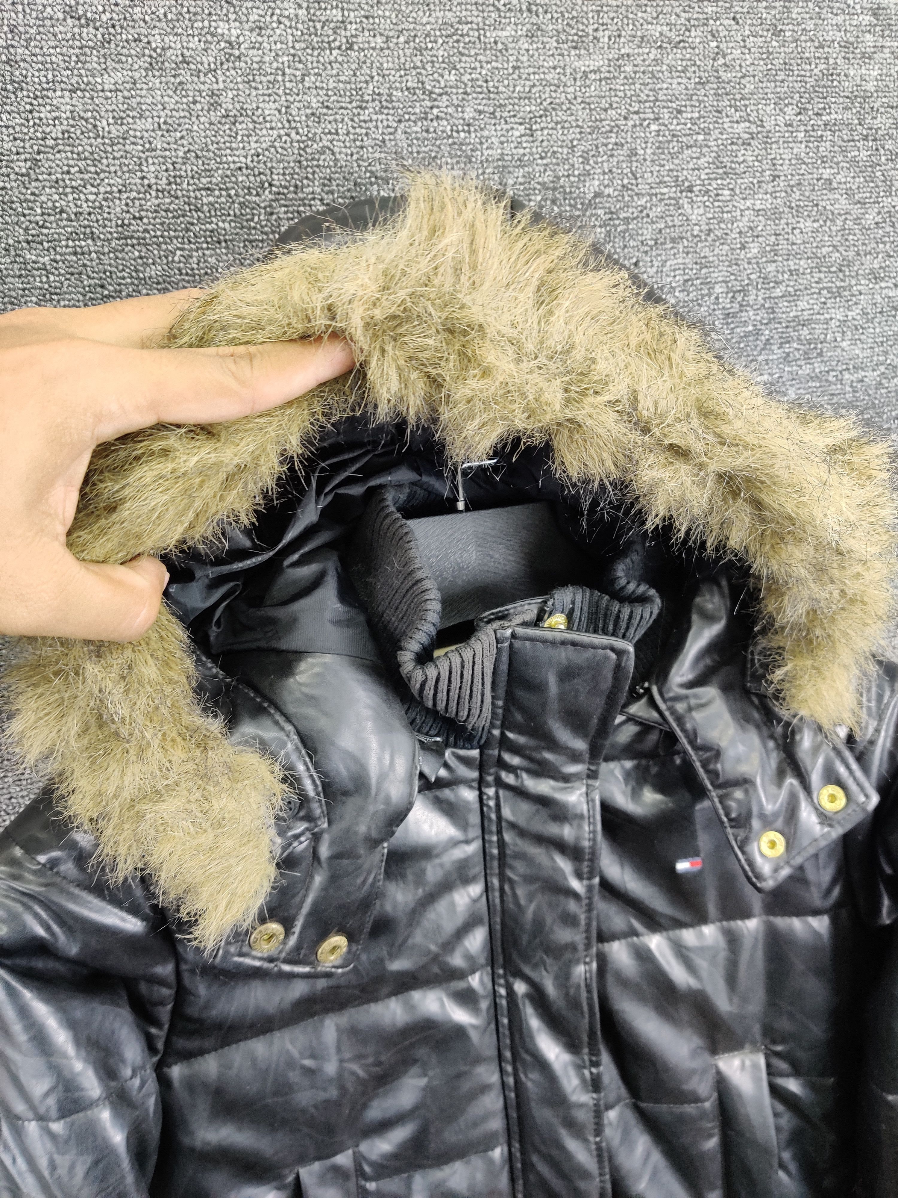 Tommy Hilfiger Tommy Hilfiger Girl Down Puffer Fur Detachable Jacket Size US M / EU 48-50 / 2 - 5 Thumbnail