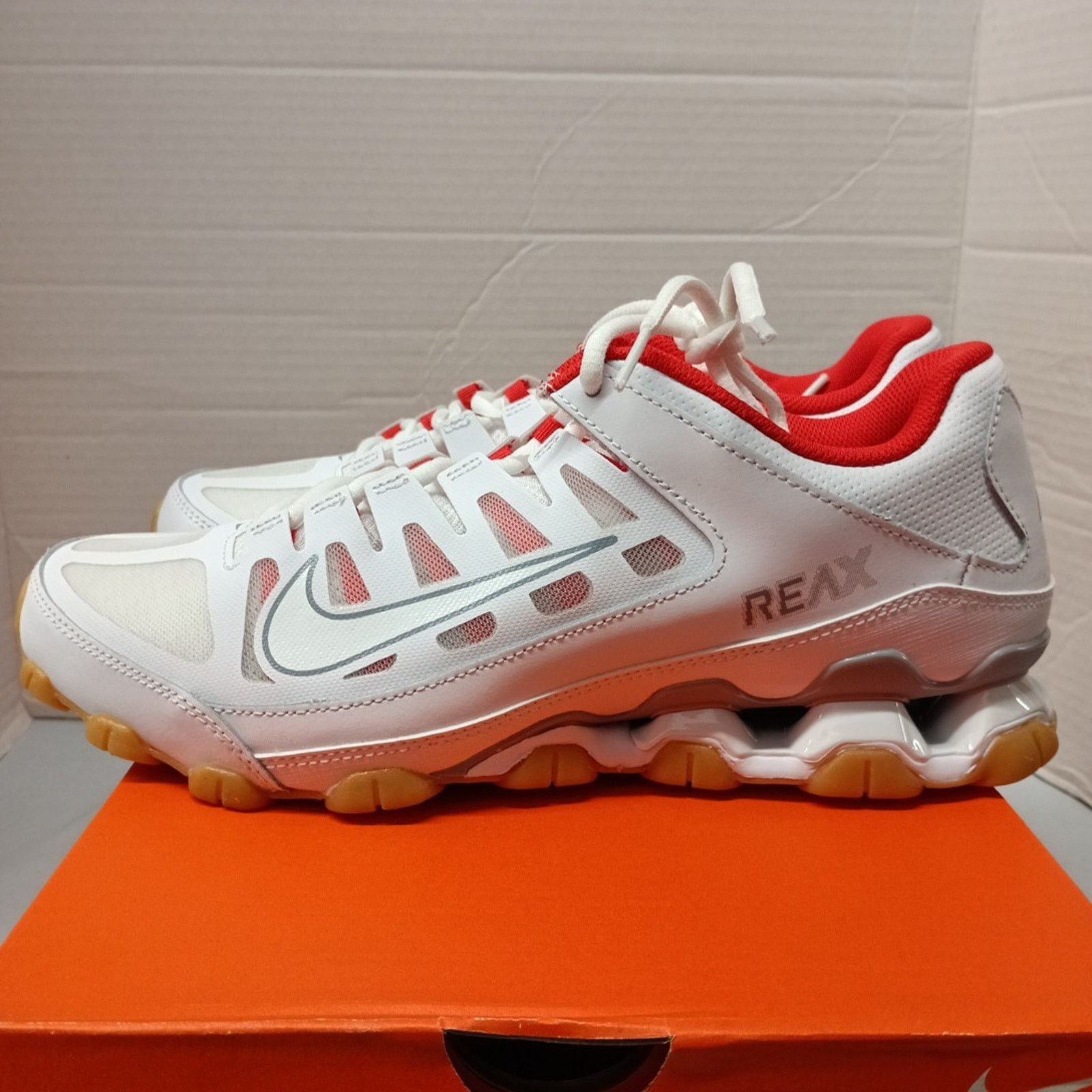 Nike Reax 8 TR Mesh White Red Sneakers Men's Size 9.5 NWB