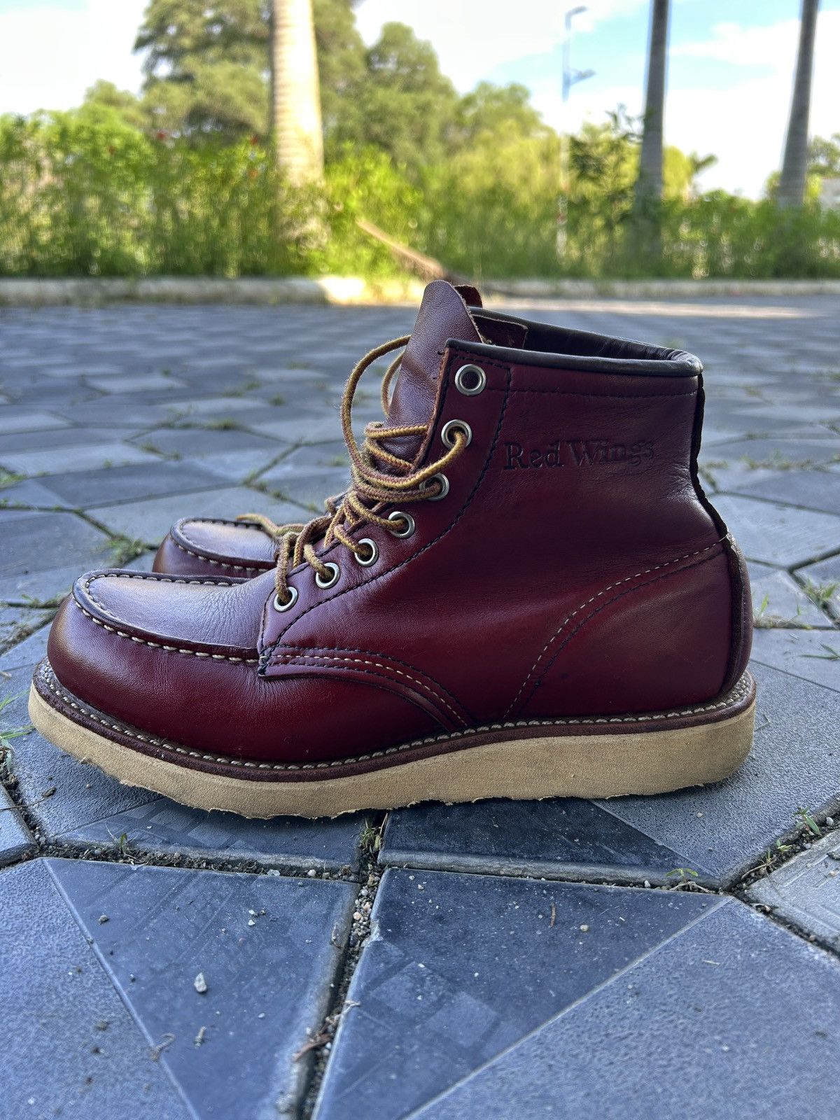Red Wing Red Wing Moc Toe 8131 Size US 6 / IT 36 - 2 Thumbnail