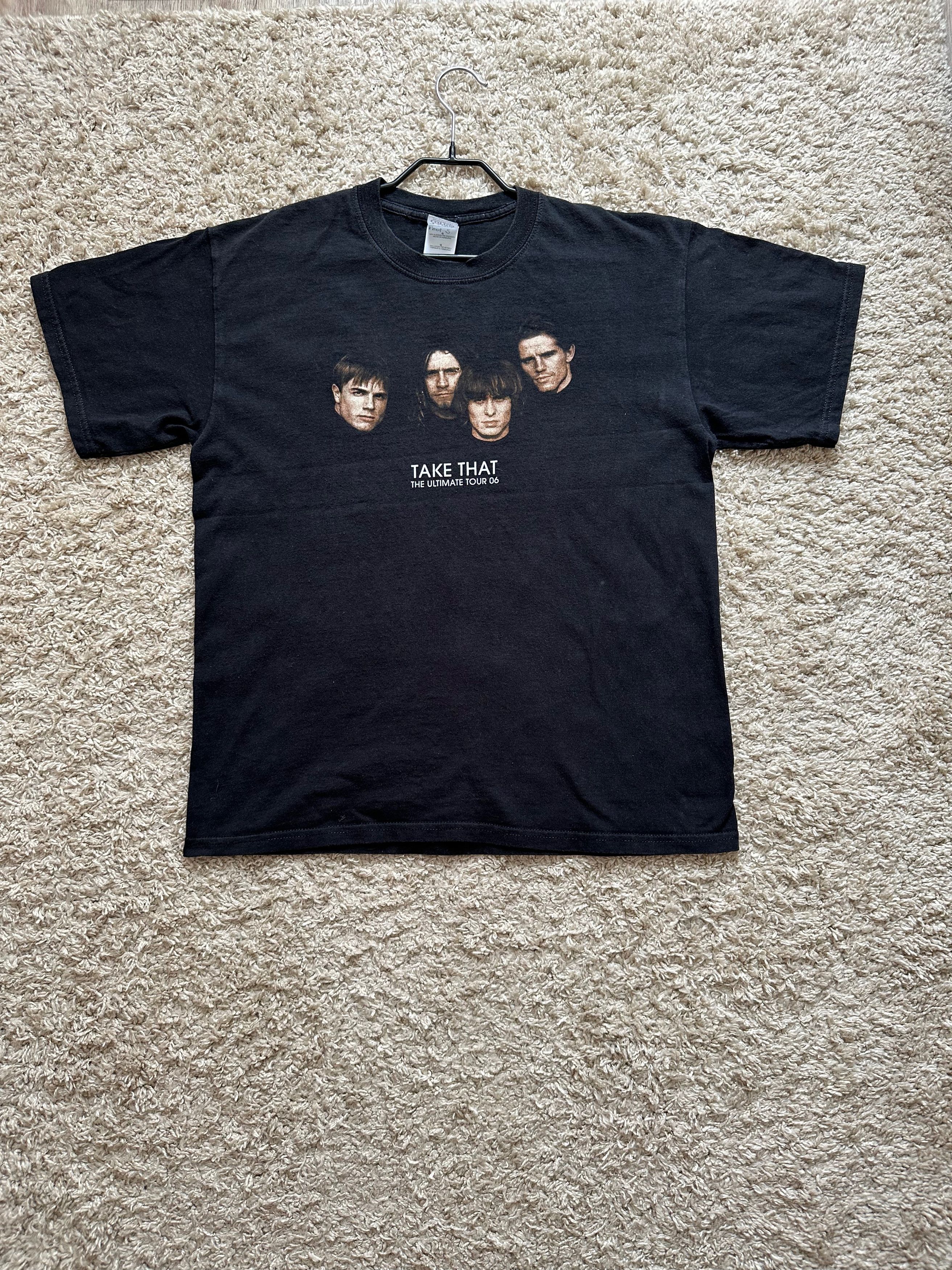Band Tees 2006 Take That Tour Tee rock band t shirt rock Heavy Faded Size US L / EU 52-54 / 3 - 7 Thumbnail