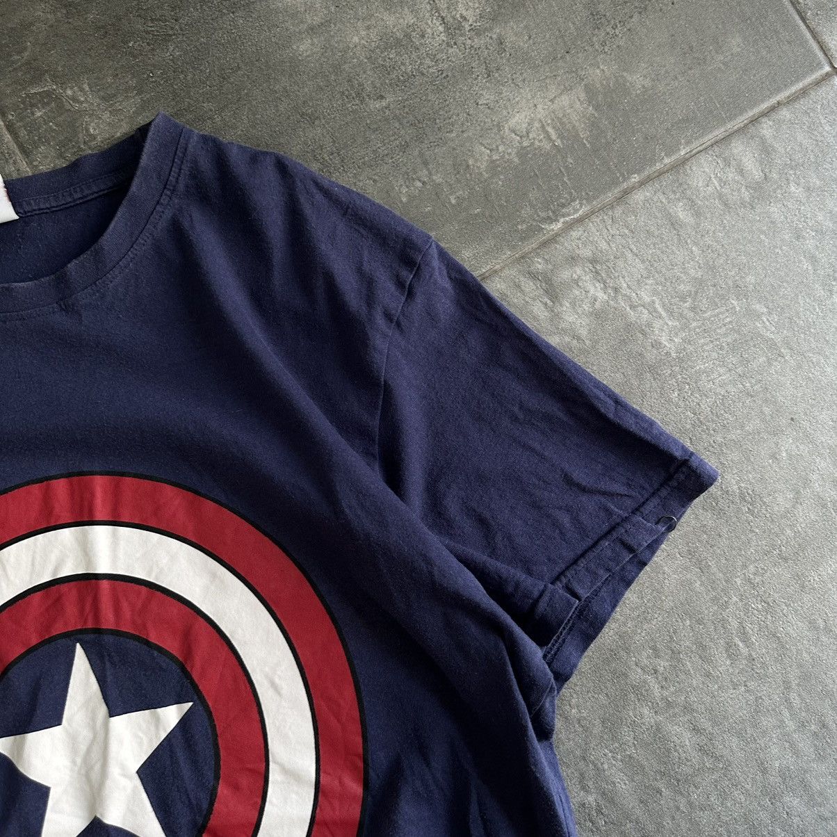 Marvel Comics × Vintage Vintage DC Marvel Comics T-shirts Capitan America Big Logo Size US L / EU 52-54 / 3 - 5 Thumbnail