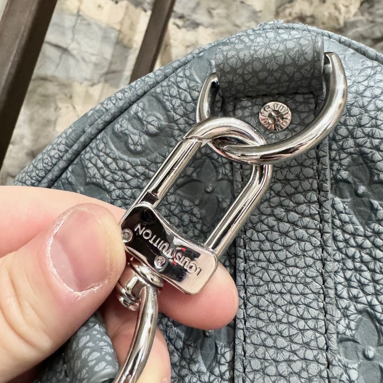 Louis Vuitton Louis Vuitton FW22 Grey Taurillon Climbing Keepall 55 Size ONE SIZE - 6 Thumbnail