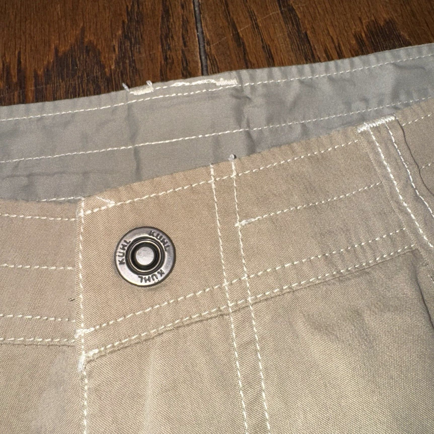 Vintage Kuhl Pants Mens 38x30 Beige Outdoor Hiking Vented Cargo Size US 38 / EU 54 - 5 Thumbnail