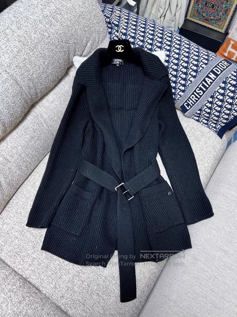 Chanel Chanel Letter embroidery long-sleeved cashmere cardigan co Size XS / US 0-2 / IT 36-38 - 2 Thumbnail
