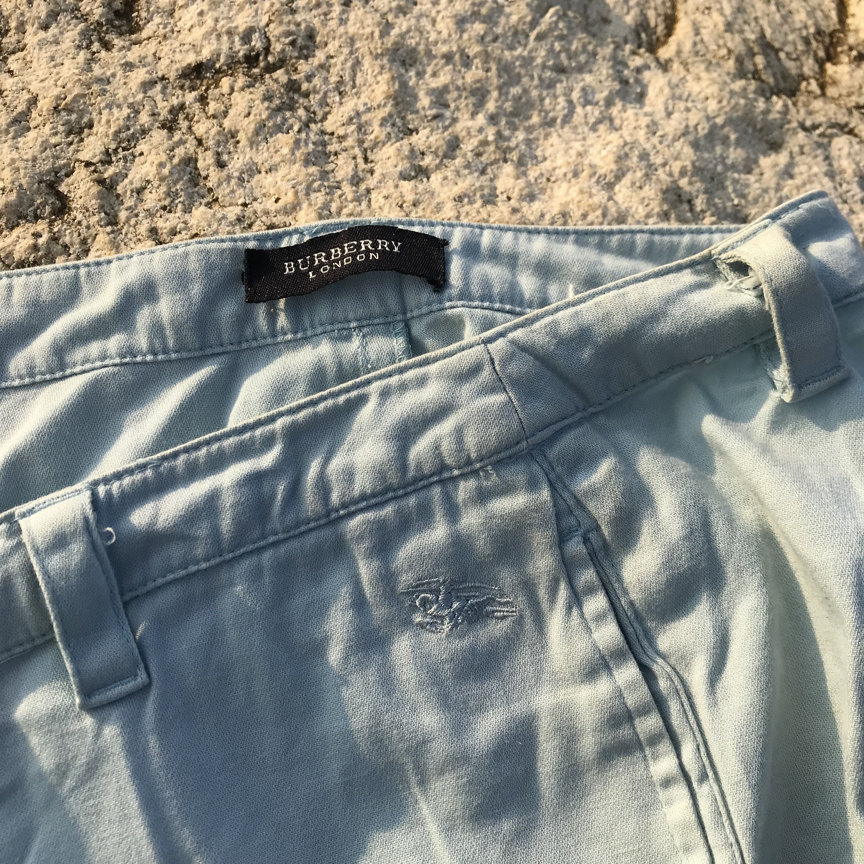 Vintage Burberry baby blue short novacheck pants Trouser pan