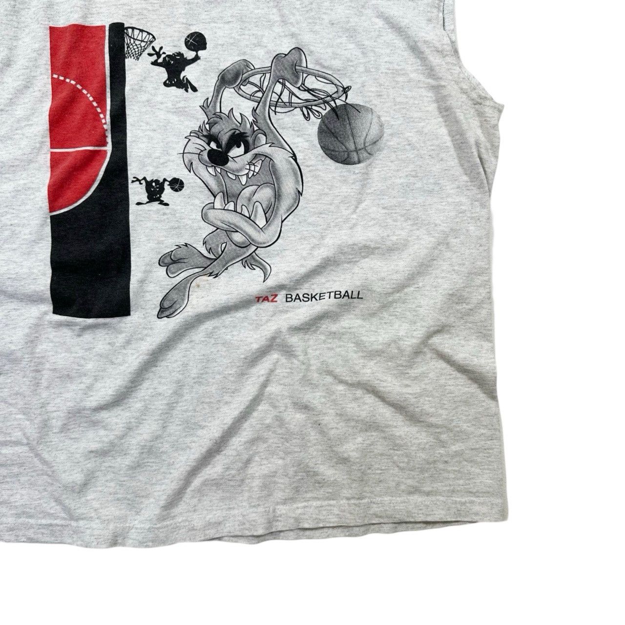 Vintage Vintage 90s Taz Basketball Big Print Sleeveless Graphic Size US L / EU 52-54 / 3 - 3 Thumbnail