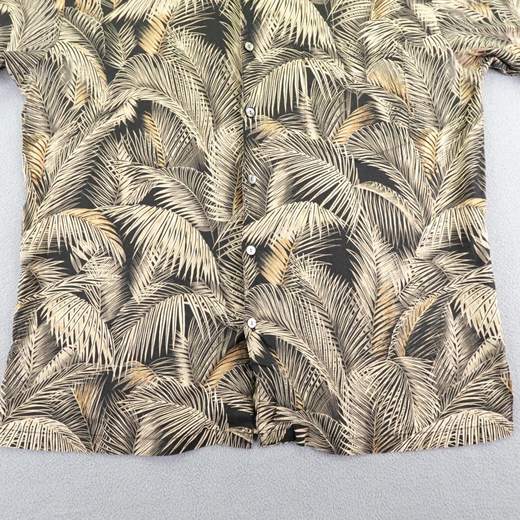 Tori Richard Tori Richard Shirt Mens Medium Beige Tan Hawaiian Aloha Palm Trees Button Camp Size US M / EU 48-50 / 2 - 4 Thumbnail