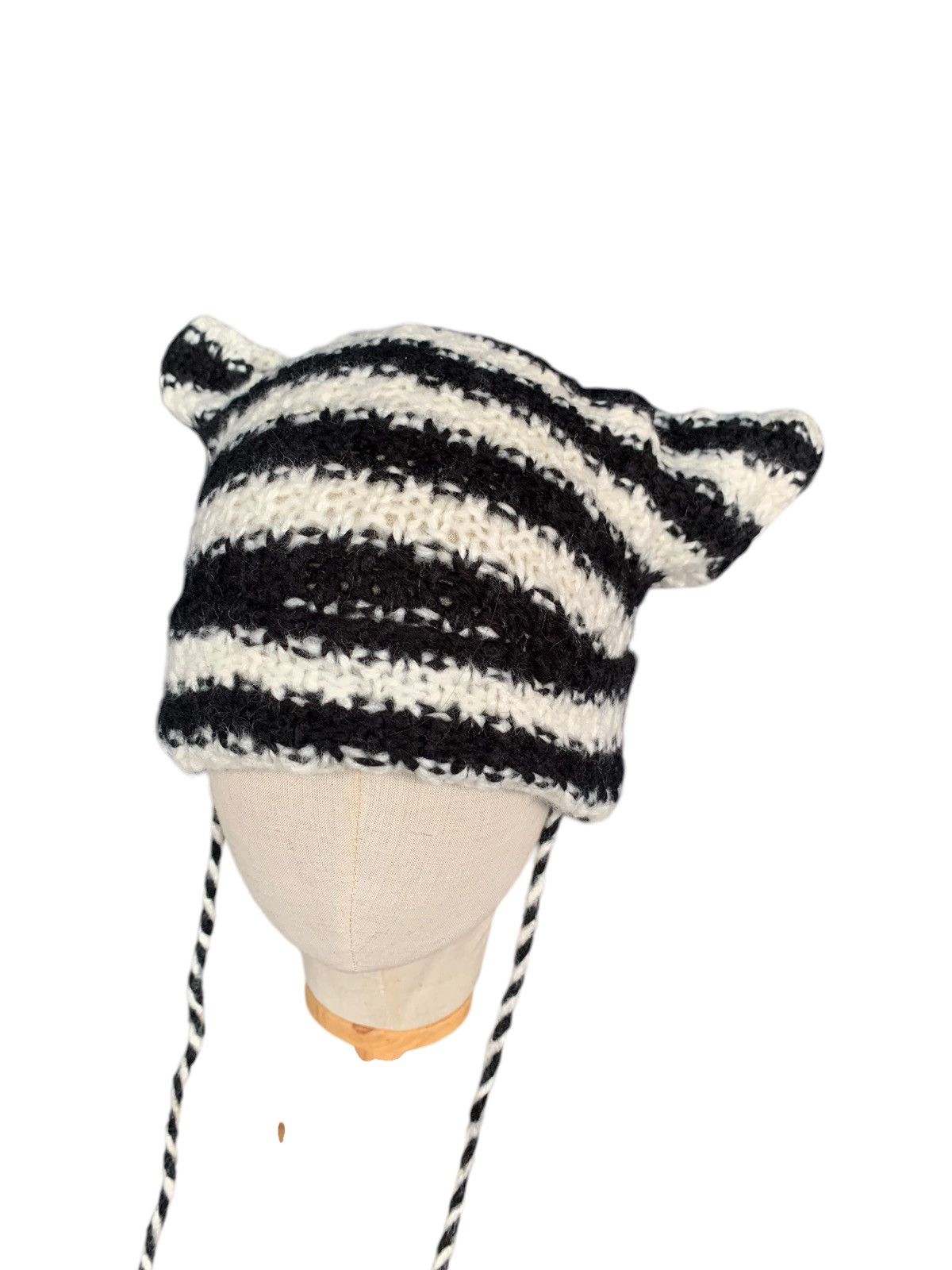 Japanese Brand × Kapital × Vintage Stripe Black And White Bunny Horn Devil Knitted Beanie Hats Size ONE SIZE - 5 Thumbnail