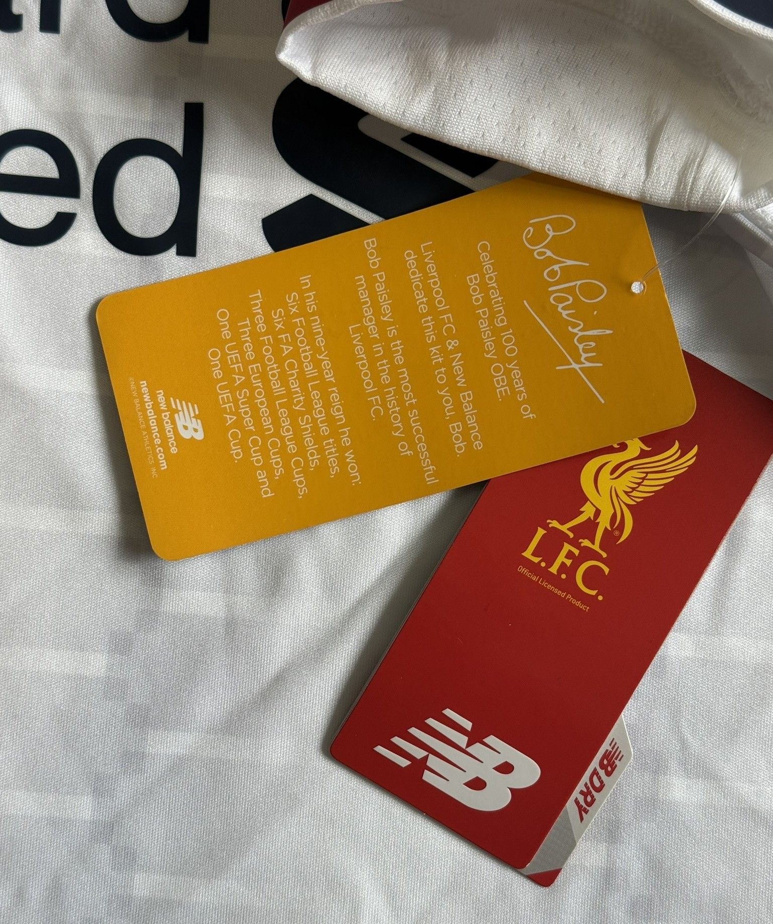 New Balance LIVERPOOL 2019 2020 FOOTBALL SHIRT SOCCER JERSEY BOYS Size US XS / EU 42 / 0 - 5 Thumbnail
