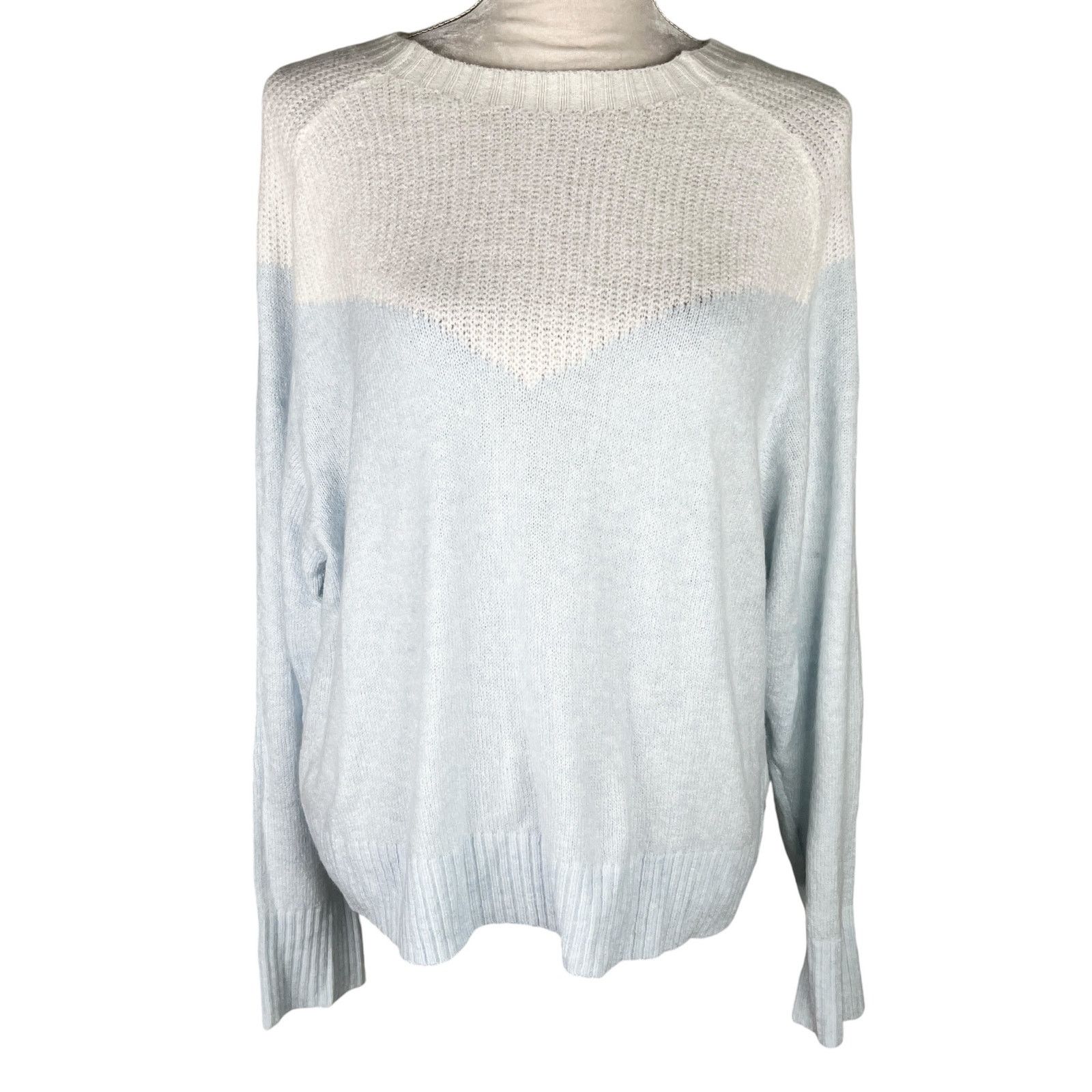 Express Express Sweater Baby Blue White Super Soft Large New Size L / US 10 / IT 46 - 1 Thumbnail