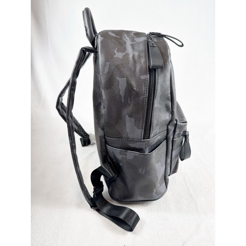 The Unbranded Brand Sleek Gray Camo Backpack – New with Tags Size ONE SIZE - 4 Thumbnail
