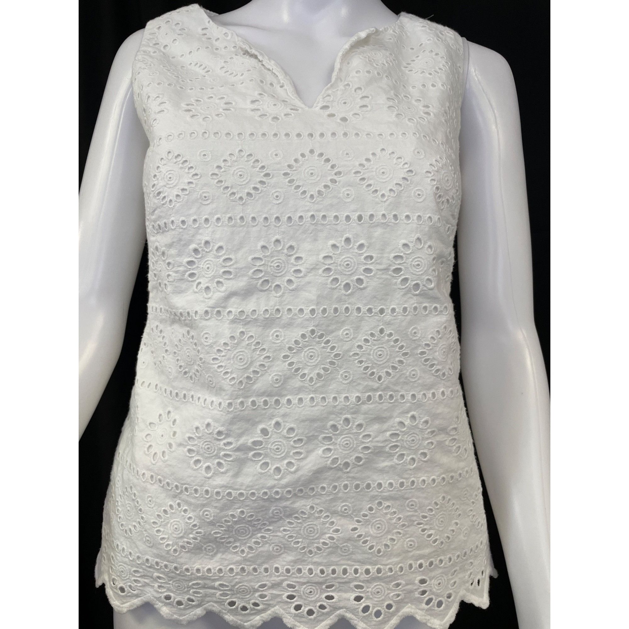 Vineyard Vines Vineyard Vines Women's White Sleeveless Shirt/Blouse Scallop Size S / US 4 / IT 40 - 1 Thumbnail