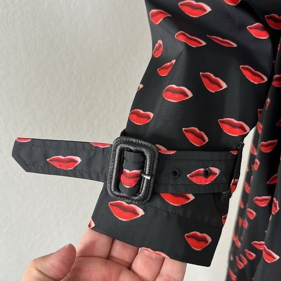 Prada Prada 18/19 Lips Mouths Trench Coat Jacket Size S / US 4 / IT 40 - 4 Thumbnail