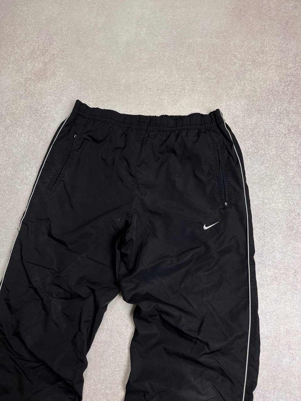 Nike × Vintage VINTAGE NIKE SWOOSH BAGGY TRACK PANTS TN Y2K M Size US 32 / EU 48 - 4 Thumbnail