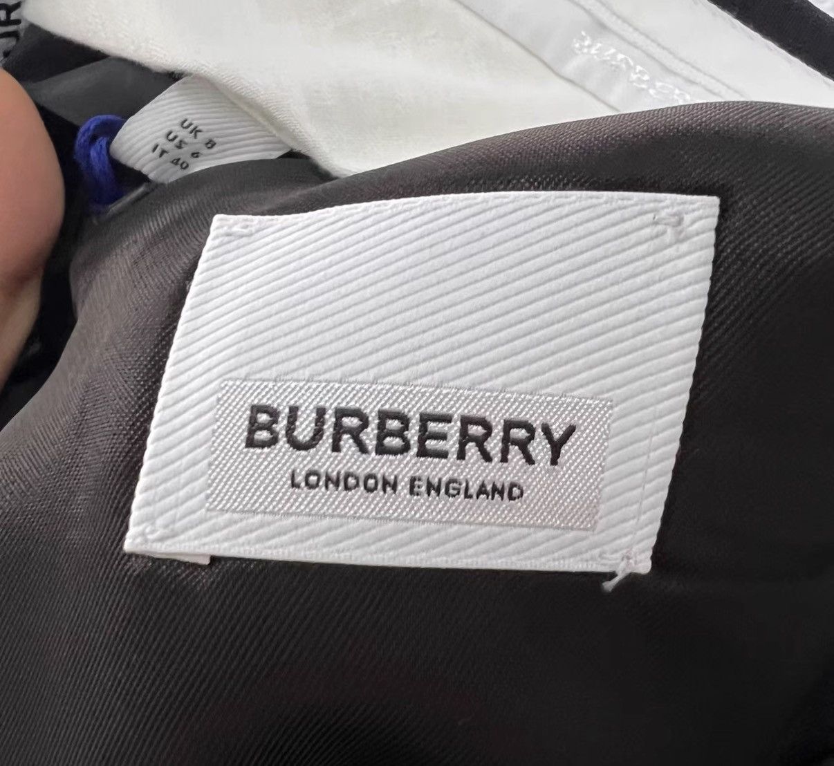 Burberry Burberry Black Casual Shorts J41 Size 27" / US 4 / IT 40 - 3 Thumbnail