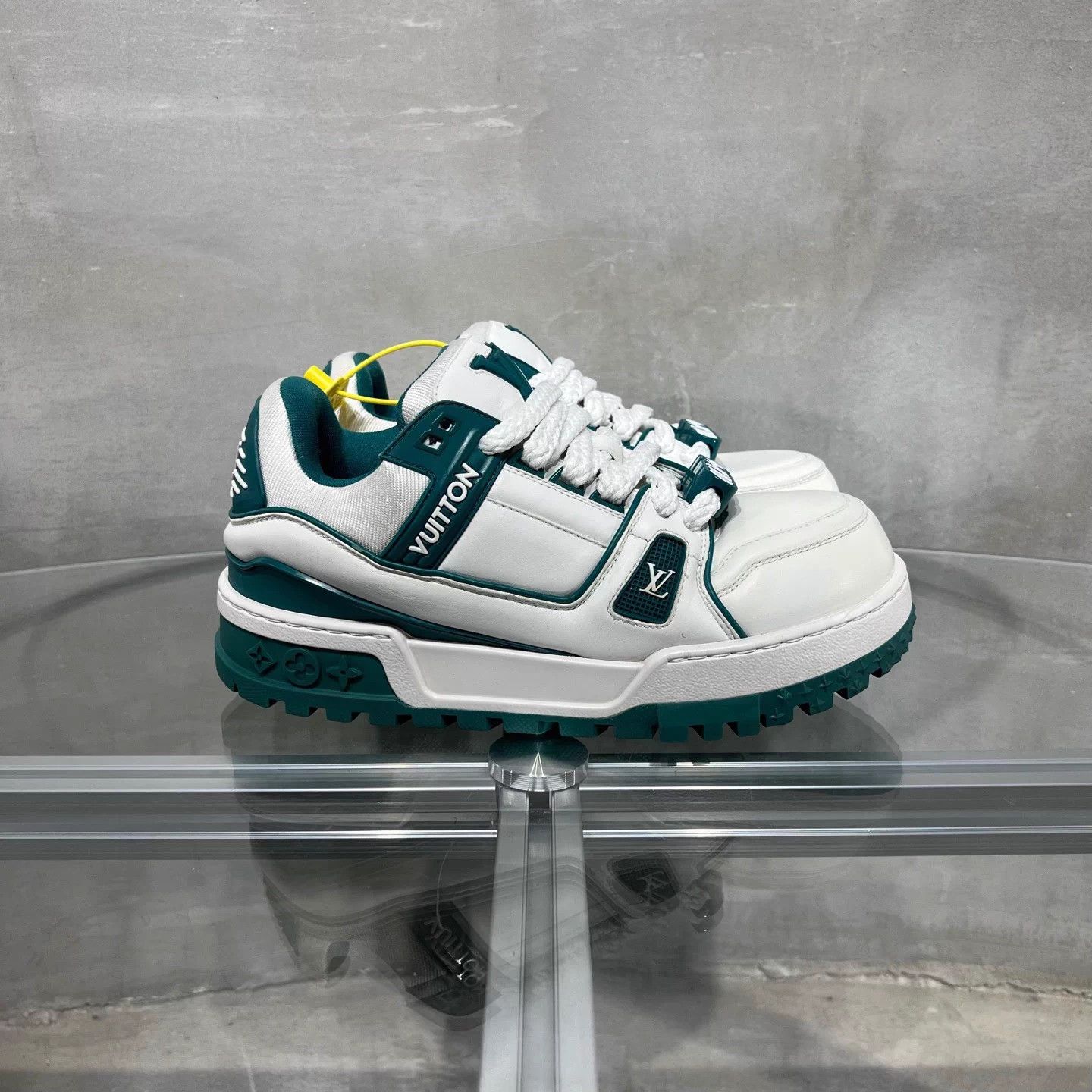 Louis Vuitton LV Little Dragon Pudong White Green UK6 40 Size US 6.5 / EU 39-40 - 4 Thumbnail