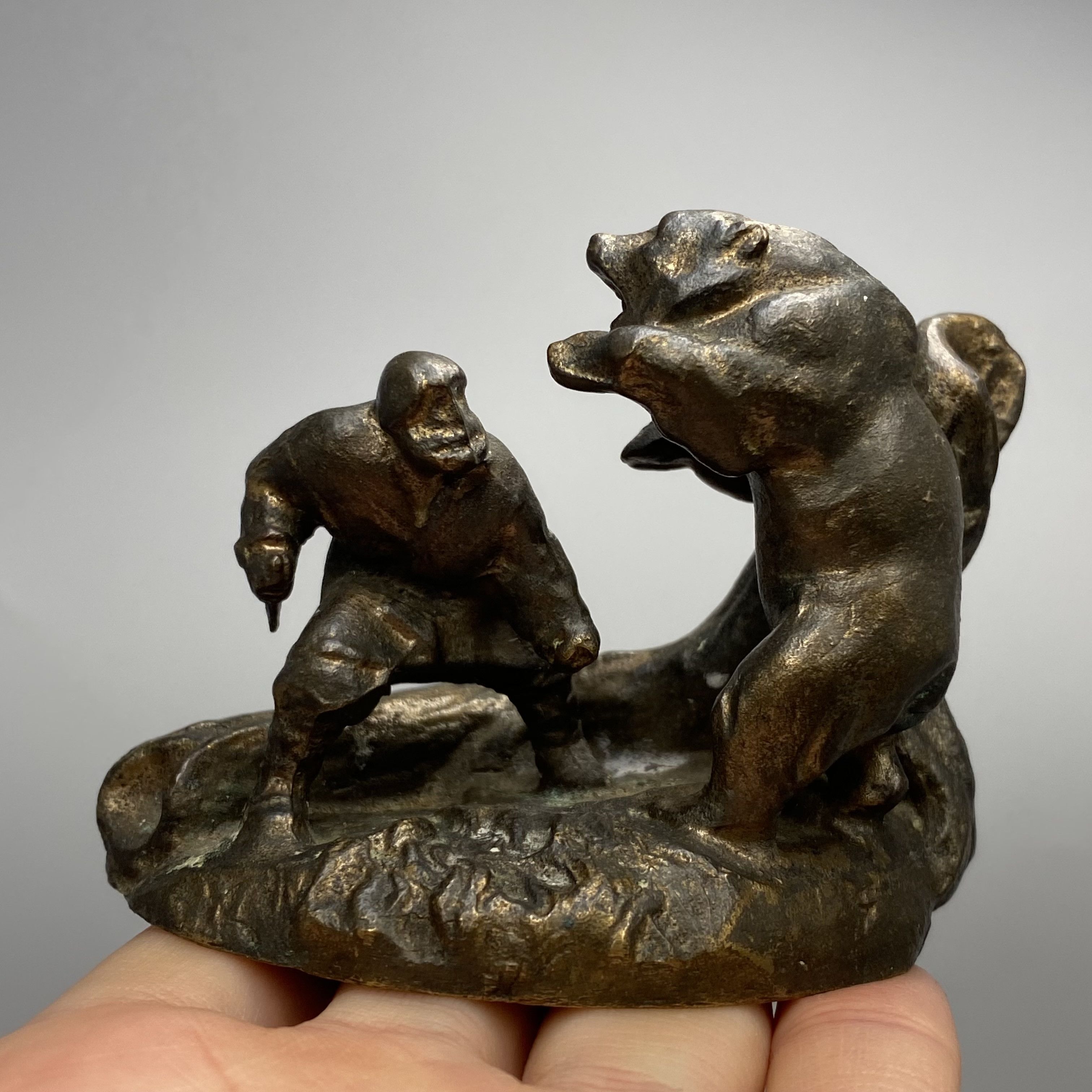 Vintage Vintage Soviet Bronze Bear Hunting Statue 1960s Size ONE SIZE - 1 Thumbnail
