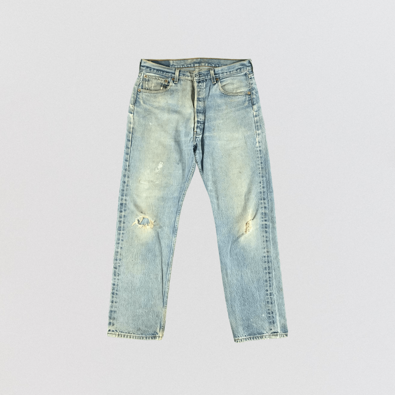 Levi's × Vintage Vintage 90s Light Wash Levis 501 Jeans-JM2761 Size US 33 - 1 Thumbnail