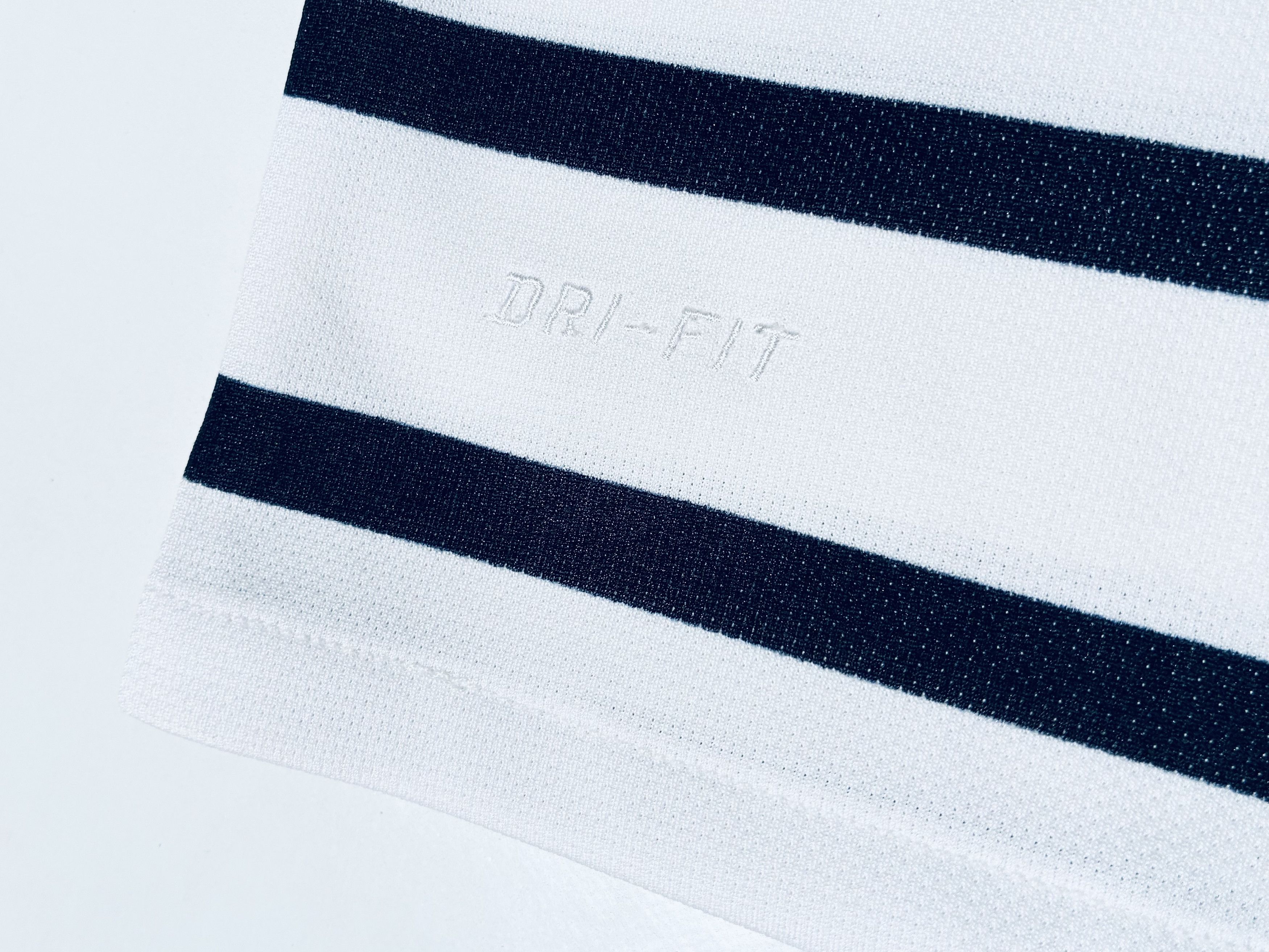 Karl Lagerfeld France Away Shirt Jersey 2011 / 2012 Lagerfeld Size US M / EU 48-50 / 2 - 9 Thumbnail