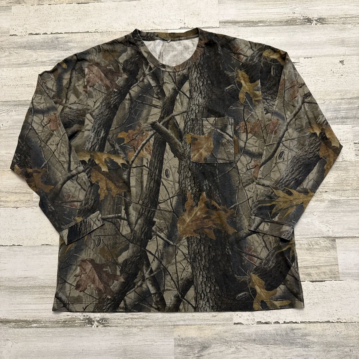 Realtree Vintage Realtree Camouflage Longsleeve Pocket T-Shirt XXL Size US XXL / EU 58 / 5 - 1 Thumbnail