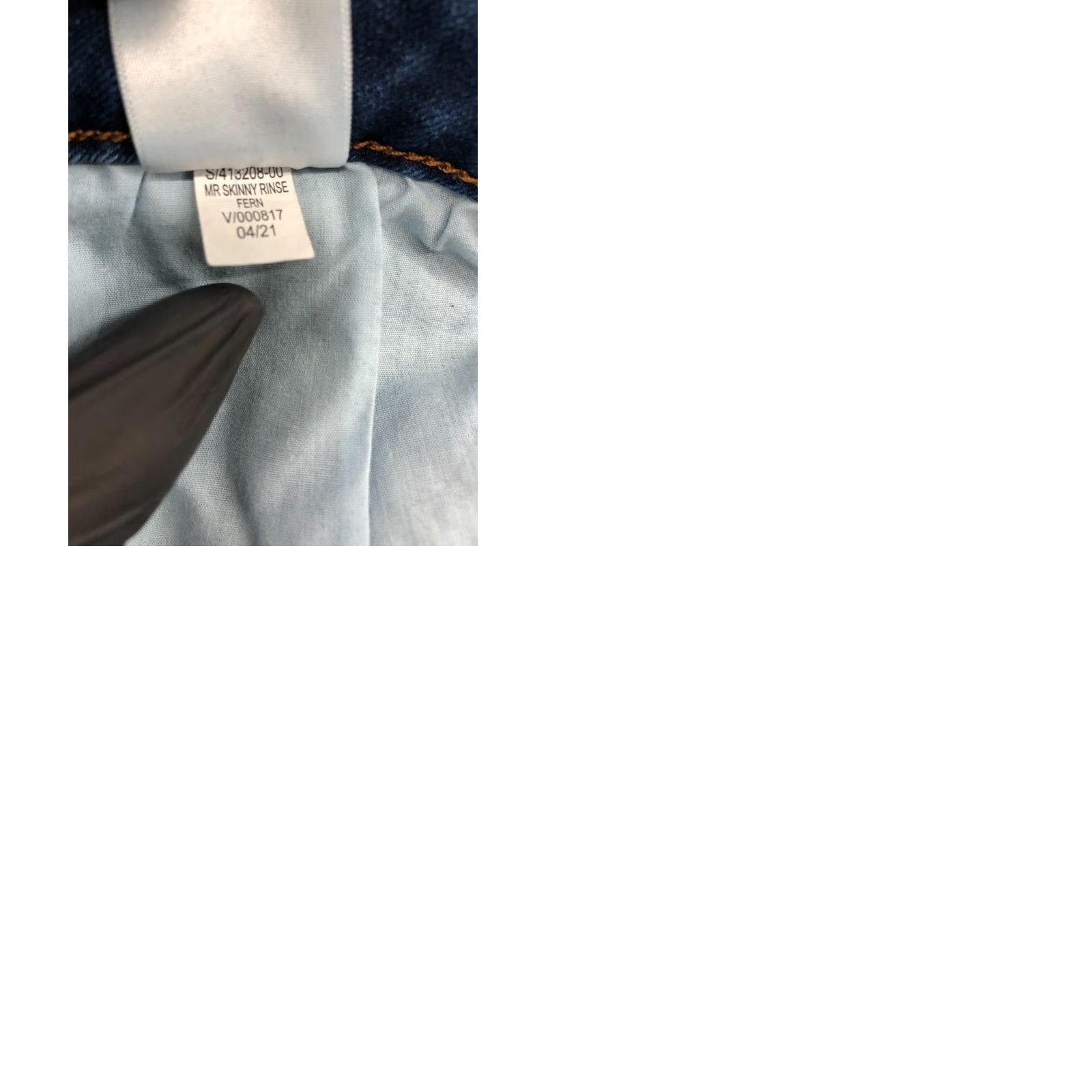 Old Navy Old Navy Jeans Skinny Womens Size 8 Short Blue Wash Denim 5-Pocket Regular Rise Medium Color Blue Slim/Regular Fit Mens Womens Boys Girls Size 30" / US 8 / IT 44 - 9 Thumbnail