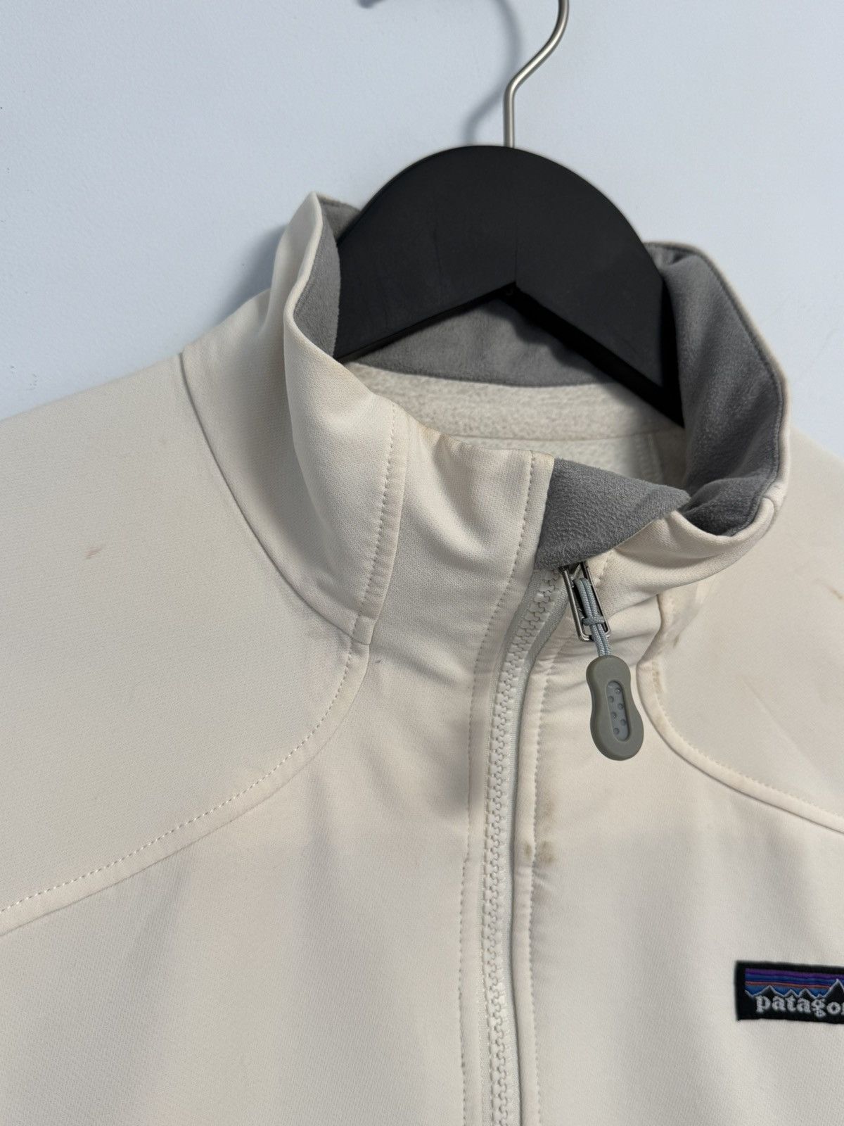 Patagonia Patagonia Damen Softshell Jacke Guide Jacket natural Size L / US 10 / IT 46 - 7 Thumbnail
