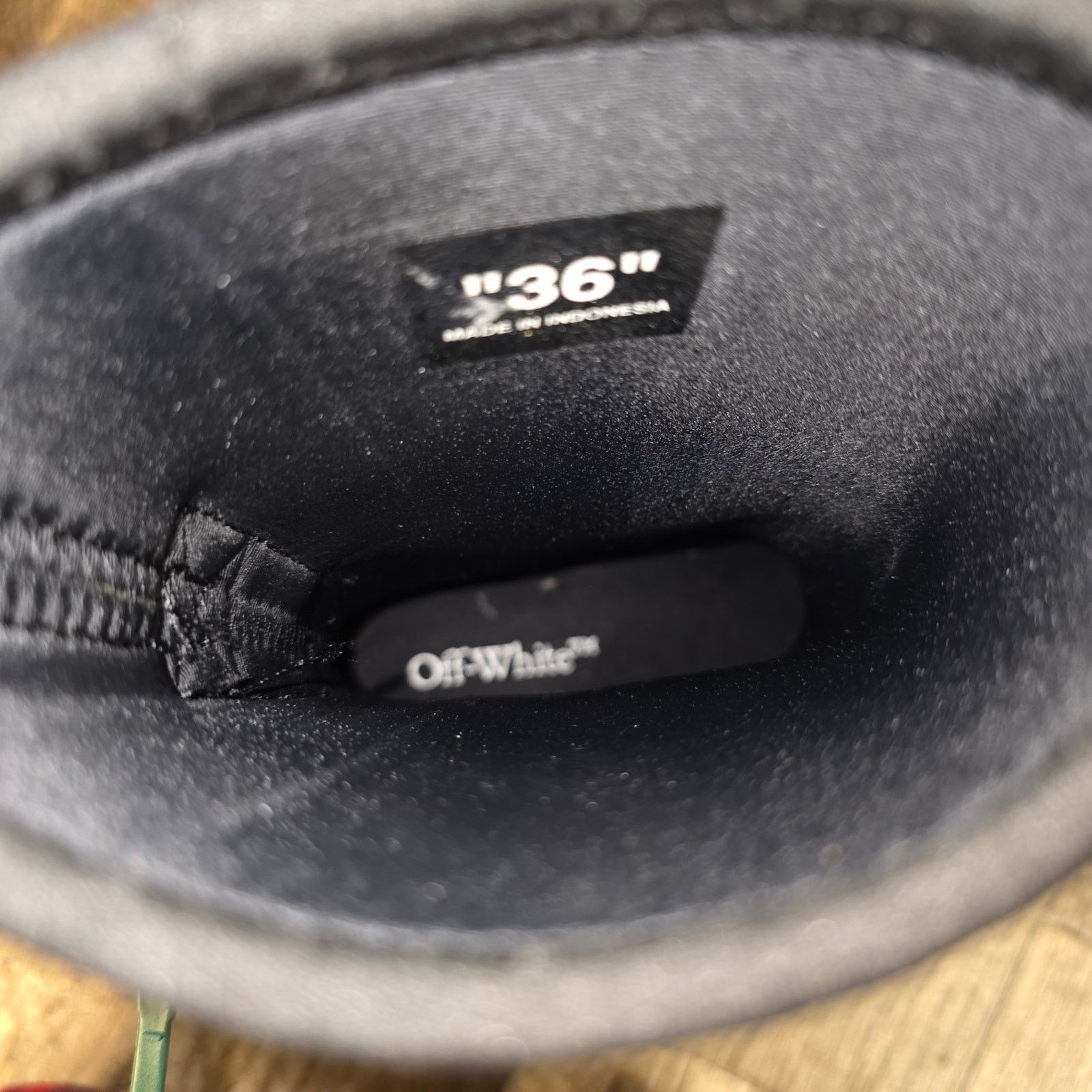 Off-White Off-White Sponge Rubber Rain Boot For the Rainy Days B Size US 6 / IT 36 - 9 Thumbnail