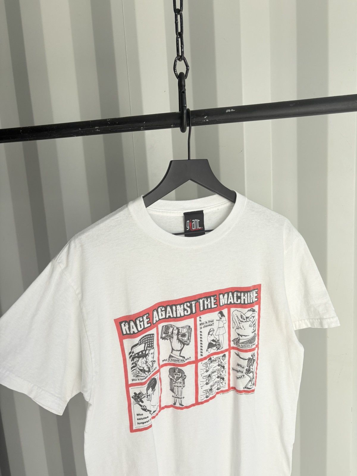 Band Tees Rage Against The Machine Kruger Distressed ERD GRUNGE WCC Size US L / EU 52-54 / 3 - 6 Thumbnail