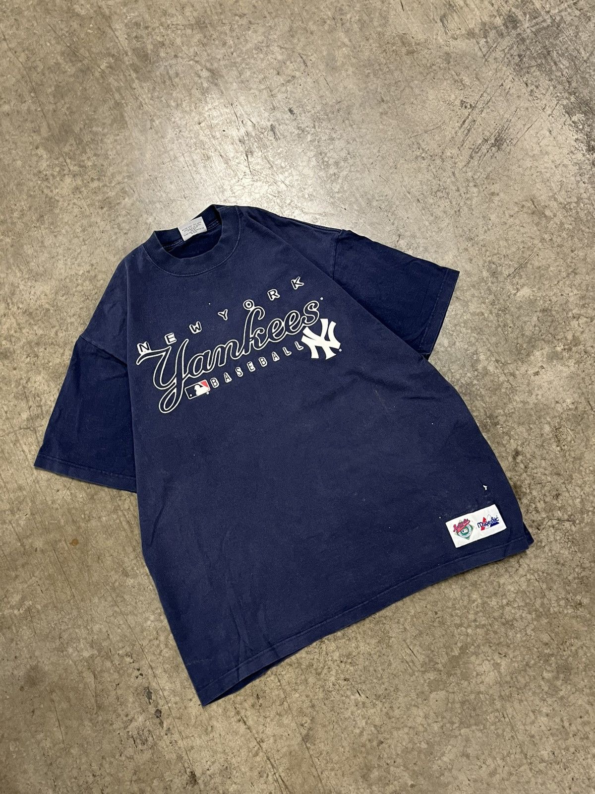 Vintage NY Yankees vintage boxy fit tee shirt rare 90s hype sports Size US XL / EU 56 / 4 - 2 Thumbnail