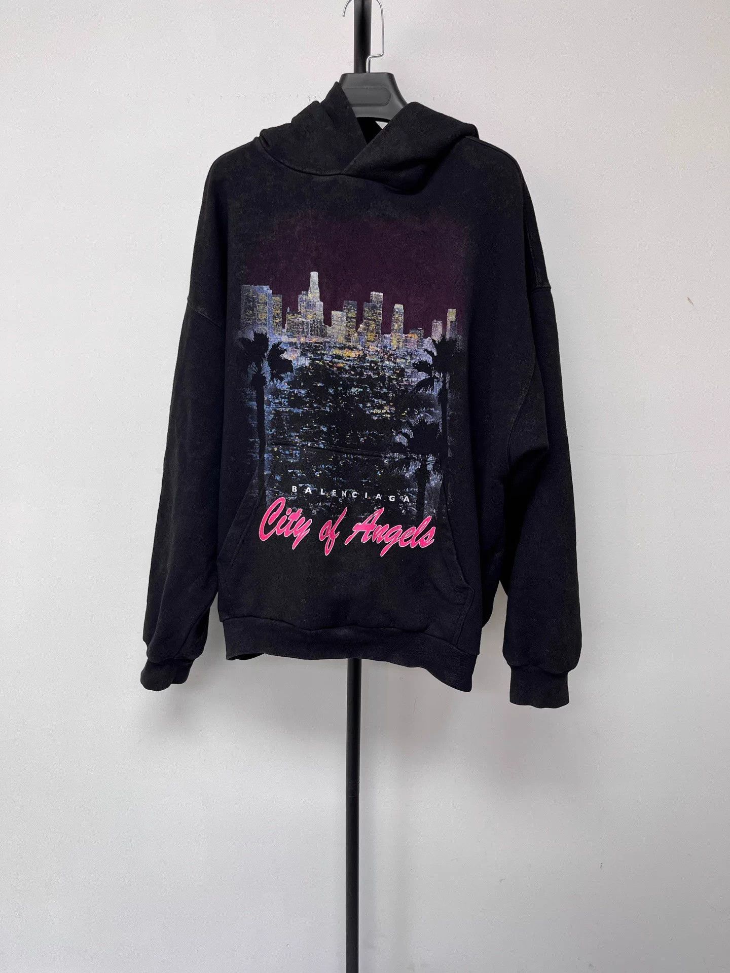 Balenciaga Balenciaga landscape gradient black hoodie unisex L Size L / US 10 / IT 46 - 1 Thumbnail